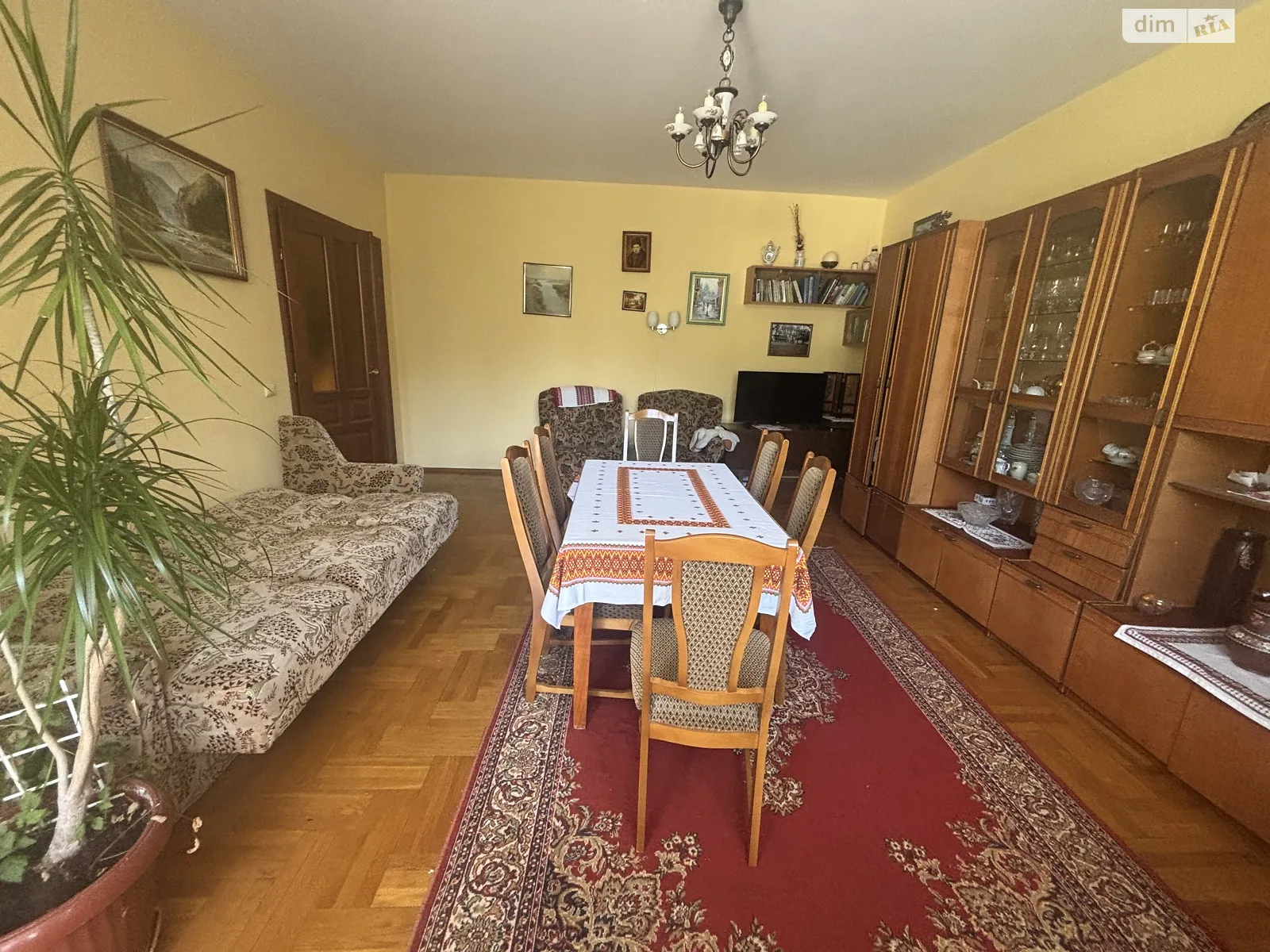 3-комнатная квартира 108 кв. м в Тернополе, ул. Мира - фото 1
