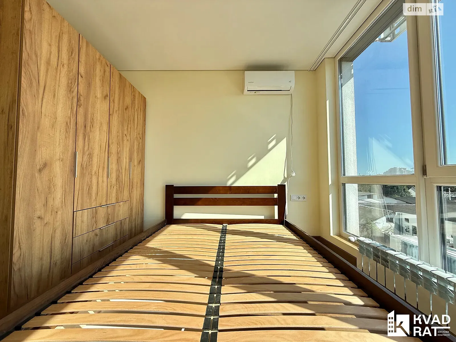 Продается 1-комнатная квартира 27 кв. м в Ивано-Франковске, ул. Левицкого Романа - фото 1