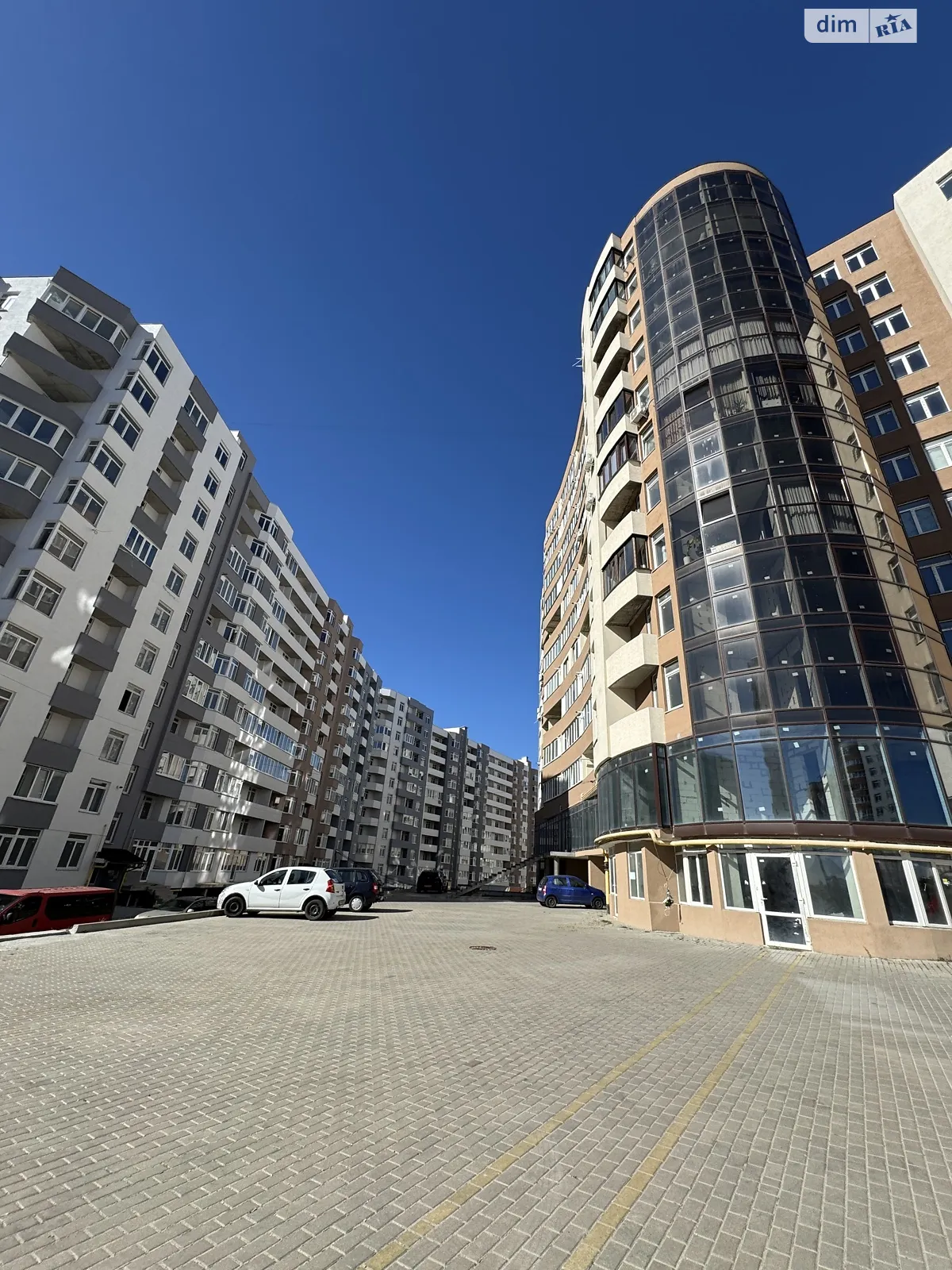 1-комнатная квартира 57 кв. м в Тернополе, ул. Киевская - фото 1