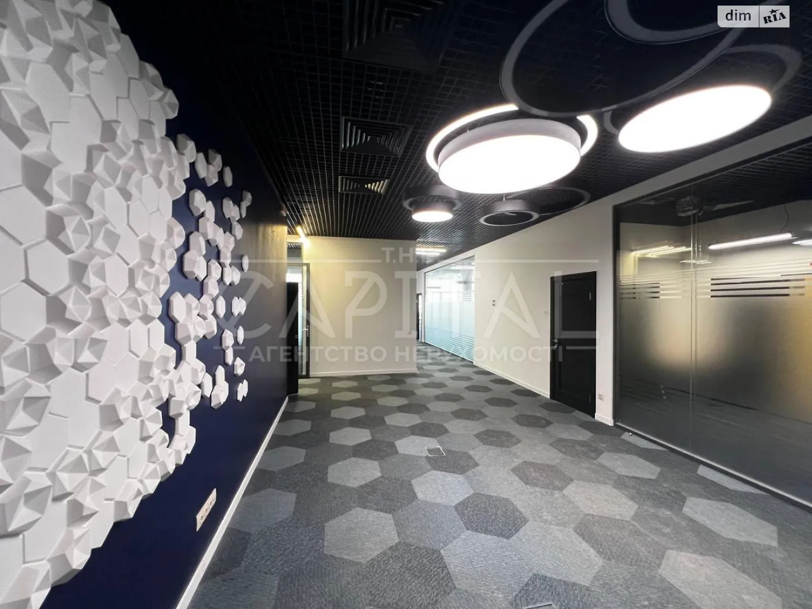 Сдается в аренду офис 1220 кв. м в бизнес-центре, цена: 31500 $ - фото 1
