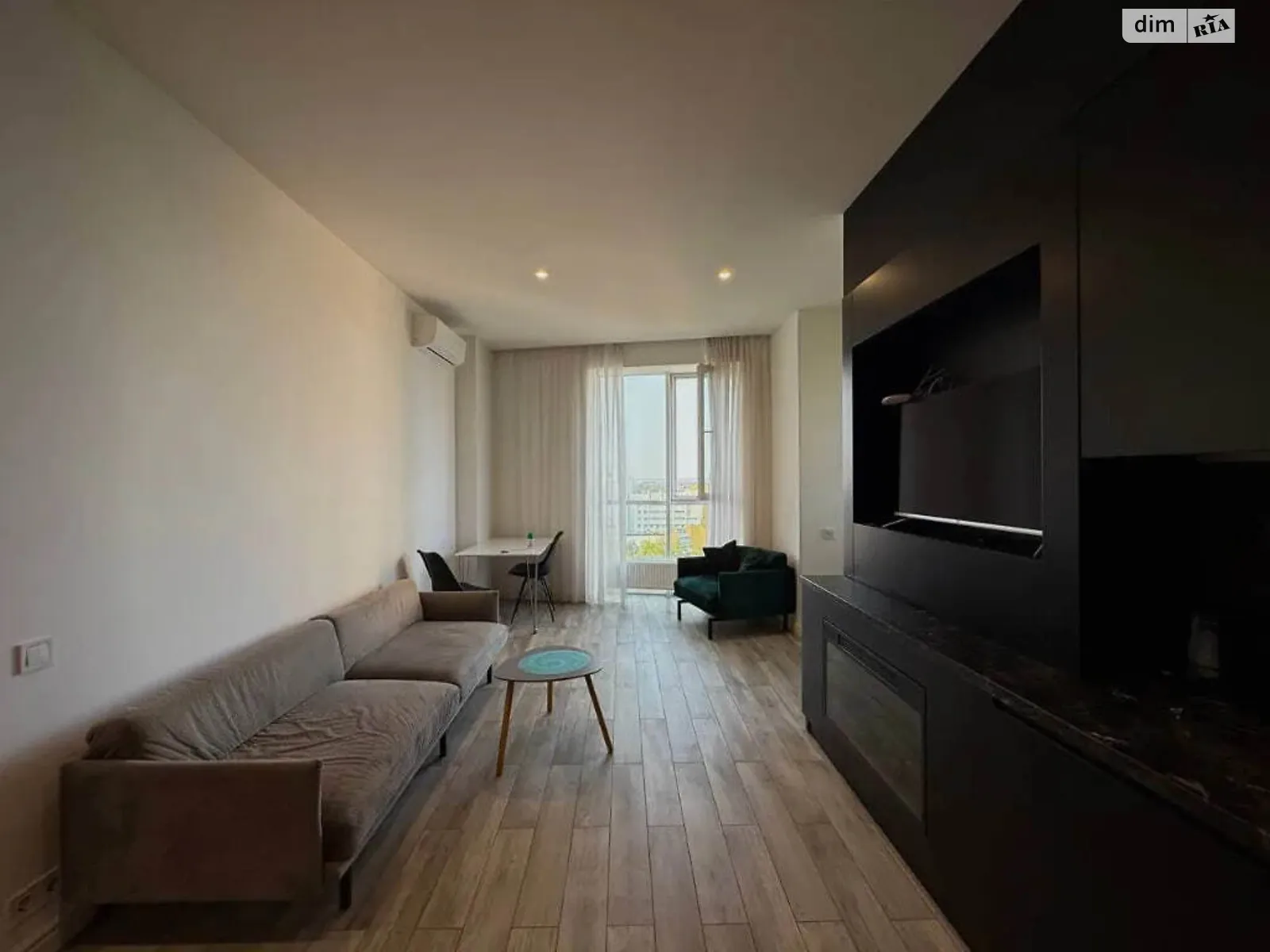 Продается 3-комнатная квартира 75 кв. м в Днепре, ул. Симферопольская, 2П - фото 1