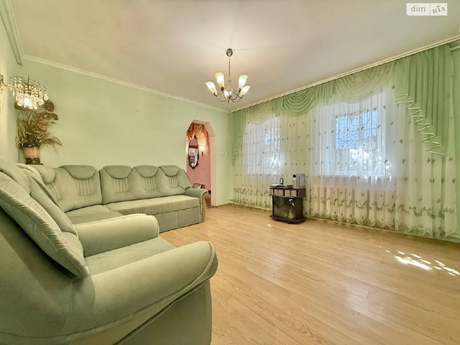 Продается часть дома 70 кв. м с беседкой, цена: 72000 $ - фото 1