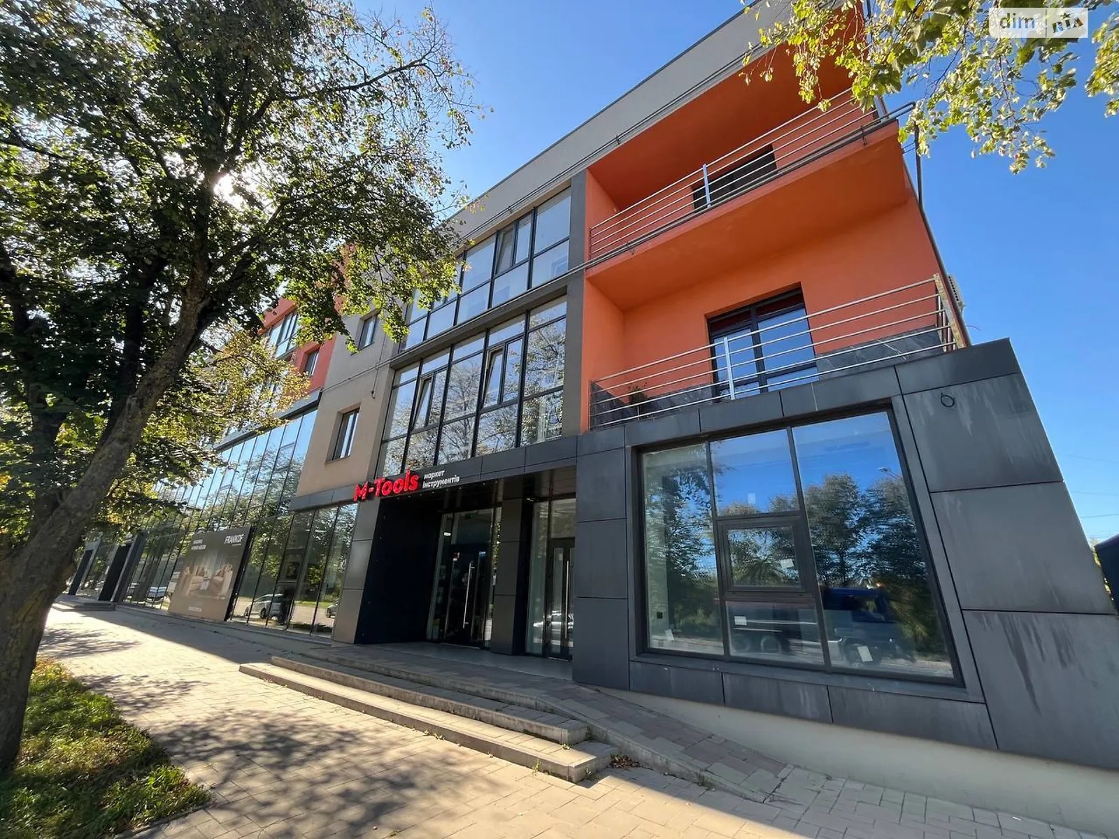 Продається 1-кімнатна квартира 46.9 кв. м у Рівному, вул. Захисників Маріуполя(Костромська), 47 - фото 1