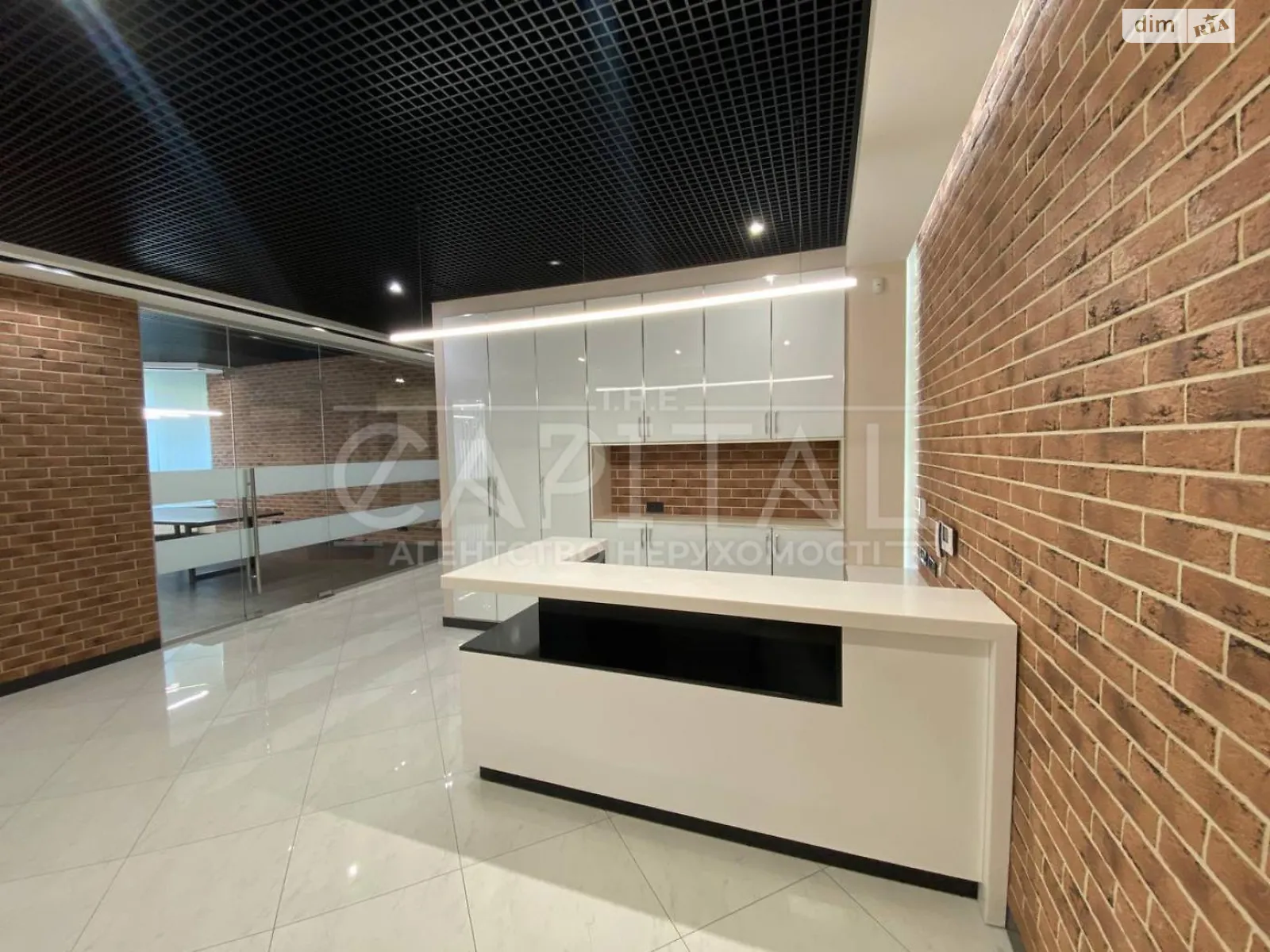Здається в оренду офіс 200 кв. м в бізнес-центрі, цена: 5500 $ - фото 1