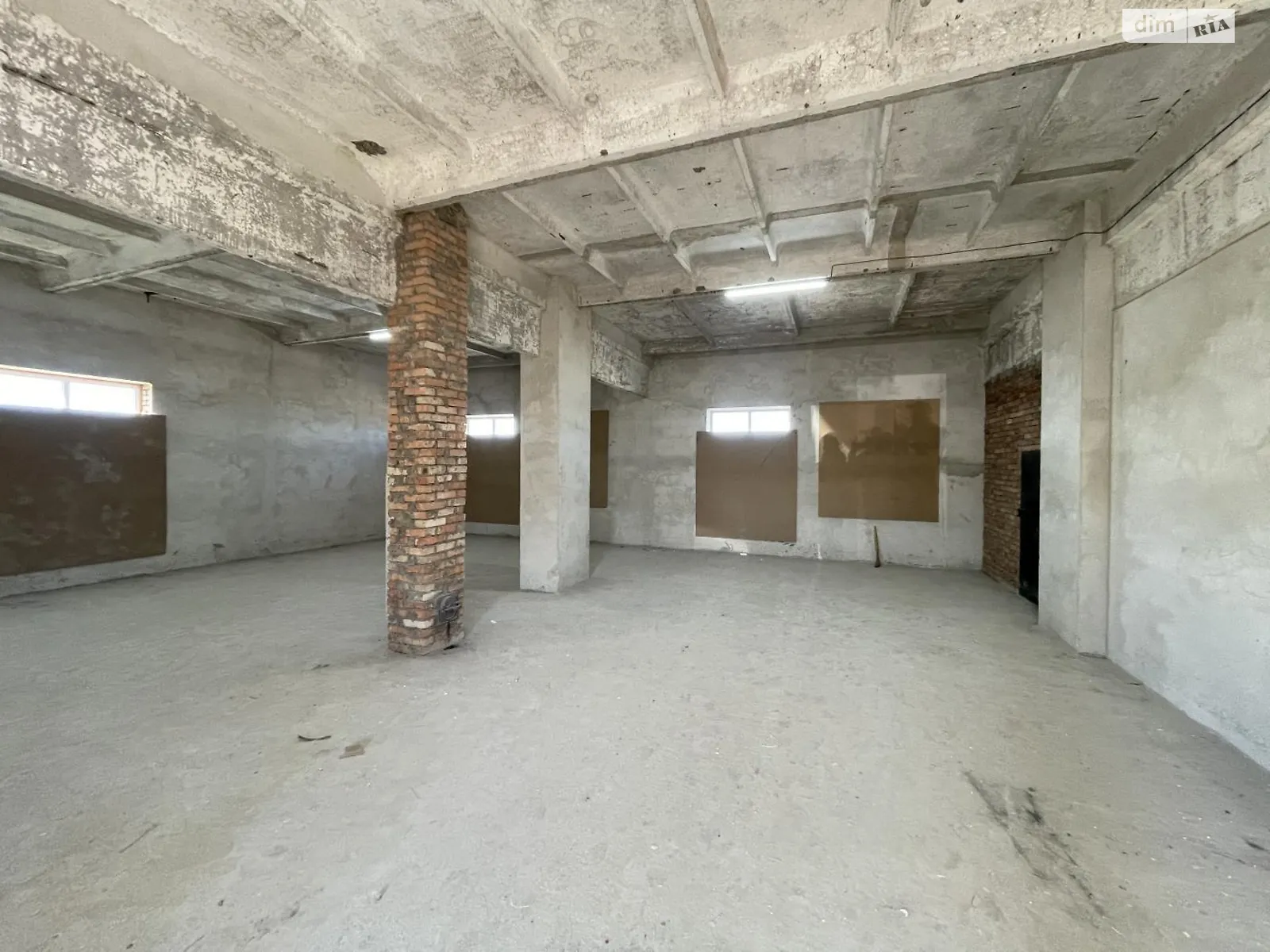 Сдается в аренду помещения свободного назначения 150 кв. м в 2-этажном здании, цена: 18000 грн - фото 1