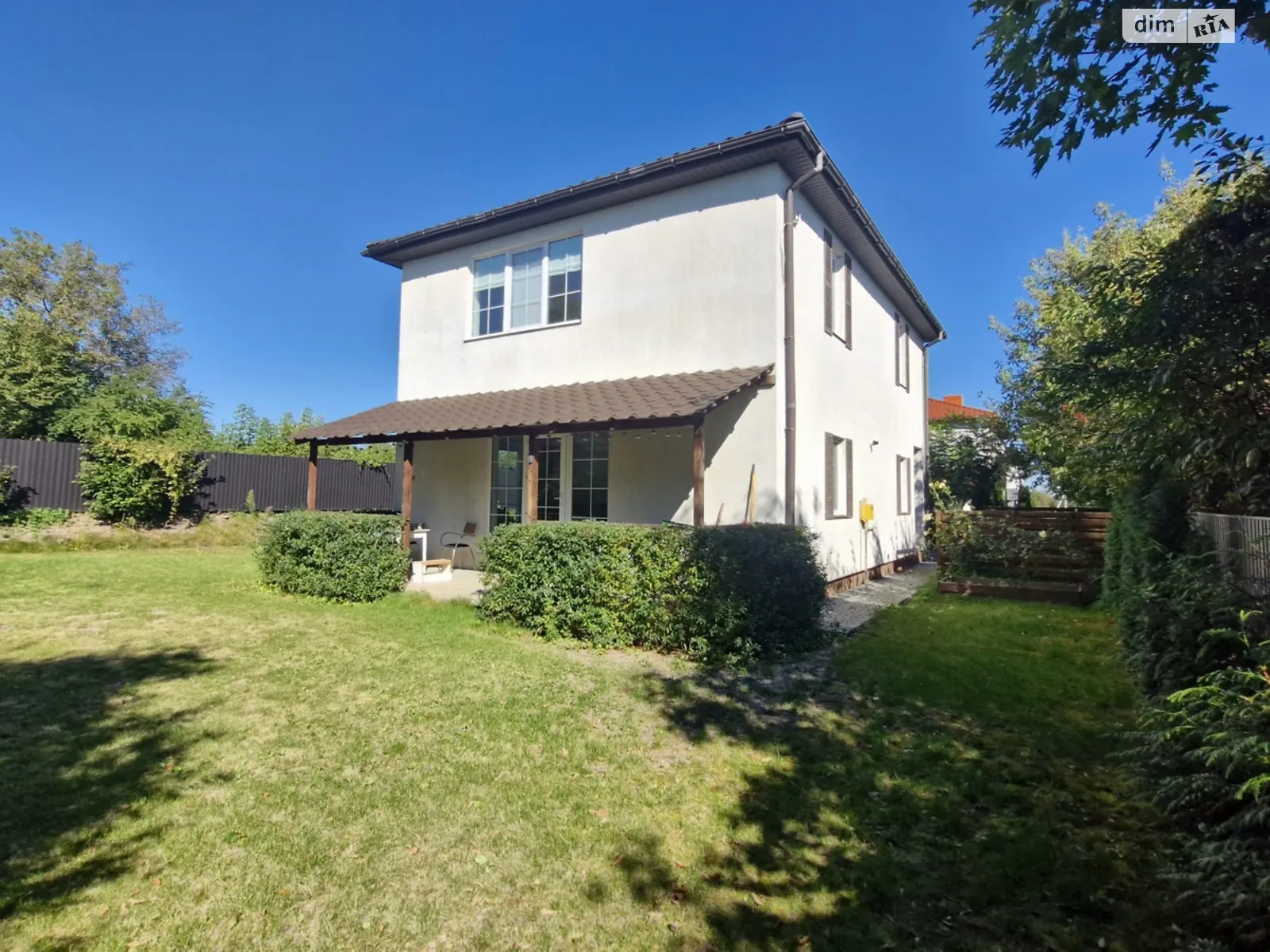 Продается дом на 2 этажа 137.8 кв. м с участком, цена: 163000 $ - фото 1