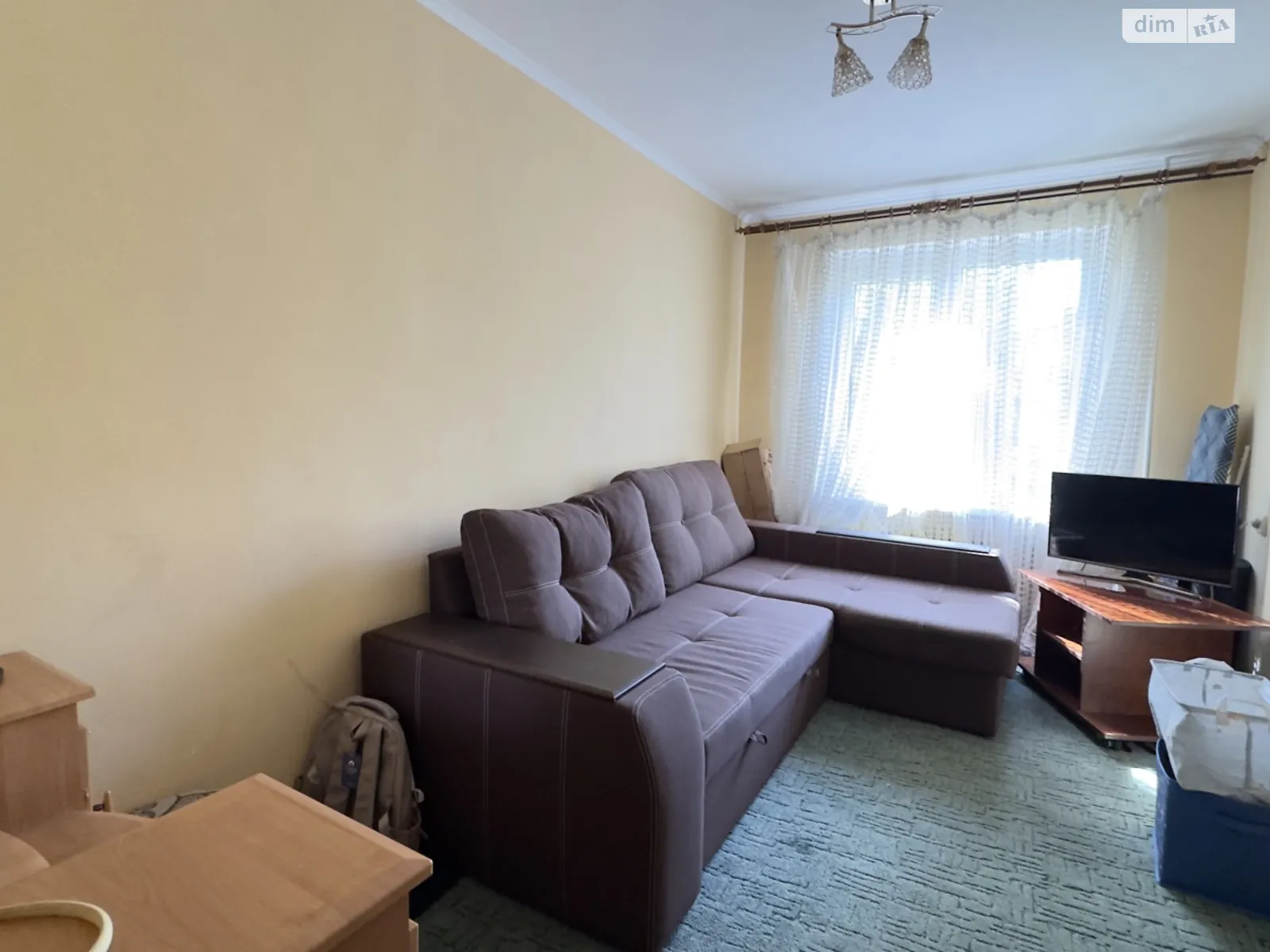 Продается 3-комнатная квартира 60 кв. м в Ивано-Франковске, ул. Хоткевича Гната, 71 - фото 1