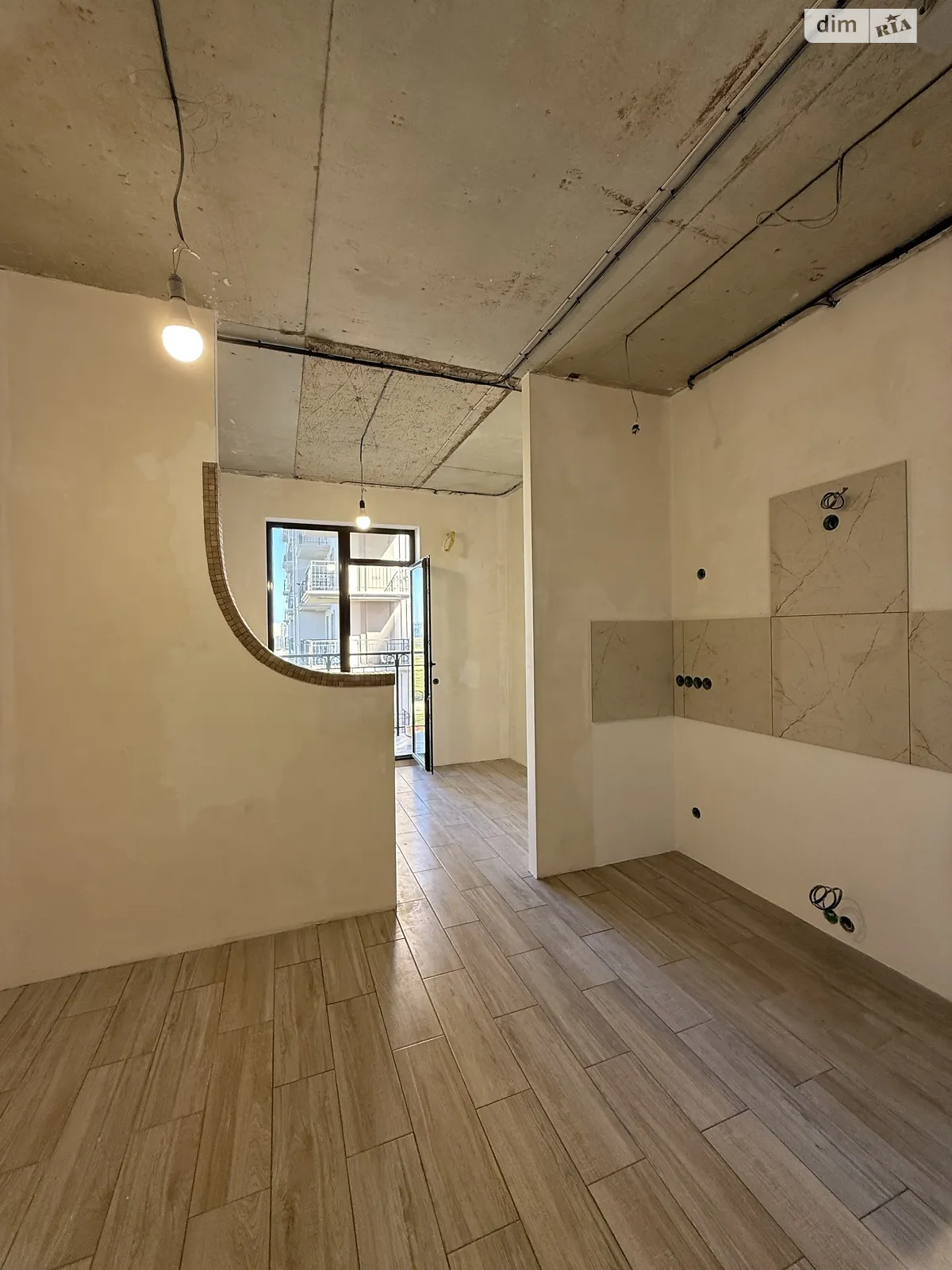 Продається 1-кімнатна квартира 33 кв. м у Одесі, Фонтанська дор., 25 корпус 1 - фото 1