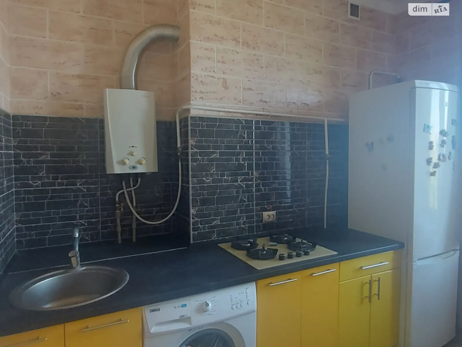 Продается 2-комнатная квартира 45 кв. м в Николаеве, бул. Бугский, 3 - фото 1
