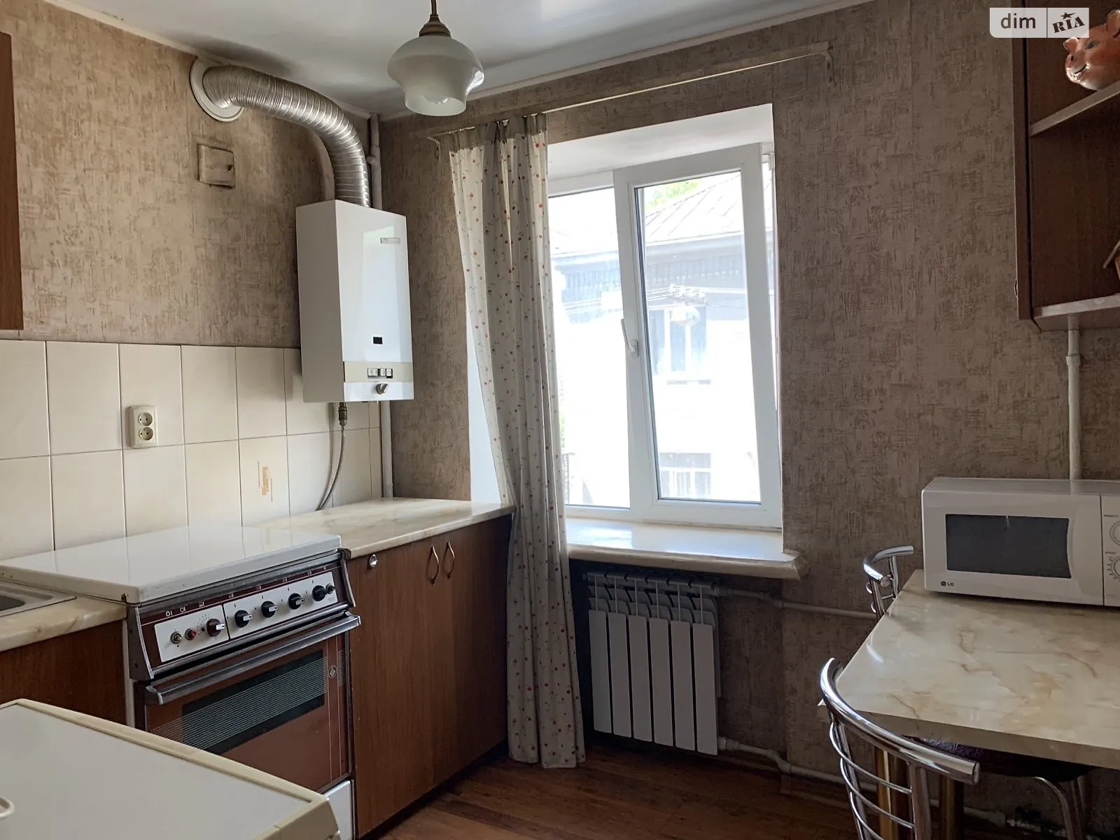 1-комнатная квартира 32.4 кв. м в Тернополе, ул. Замкова - фото 1