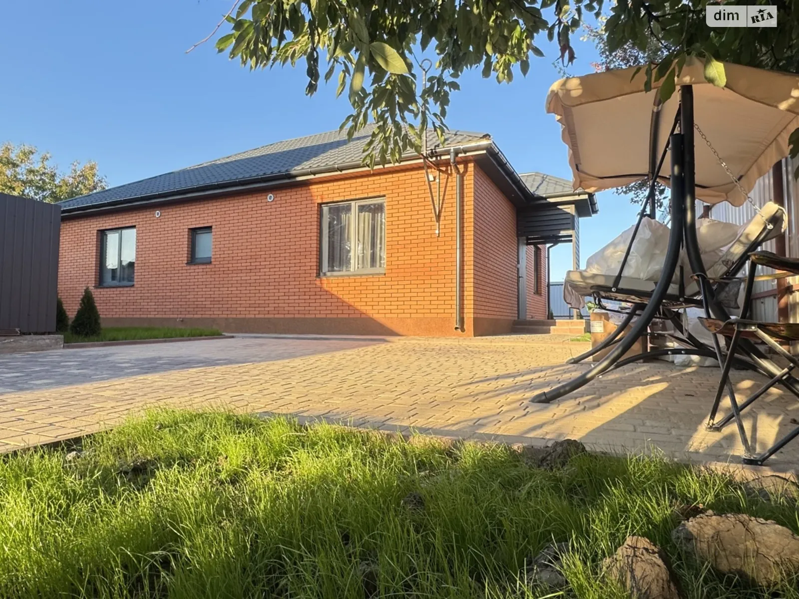 Продається одноповерховий будинок 90 кв. м з подвалом, цена: 140000 $ - фото 1