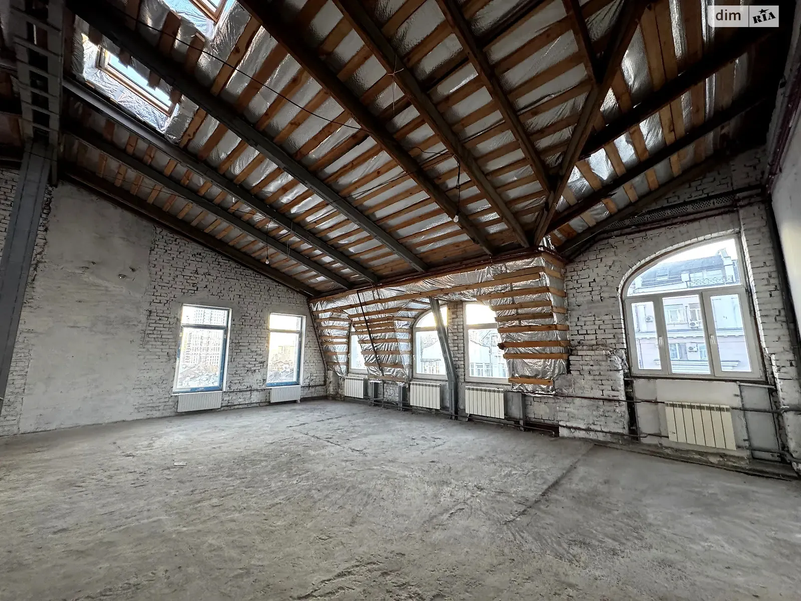 Продается 3-комнатная квартира 137 кв. м в Киеве, ул. Антоновича(Горького), 3А - фото 1