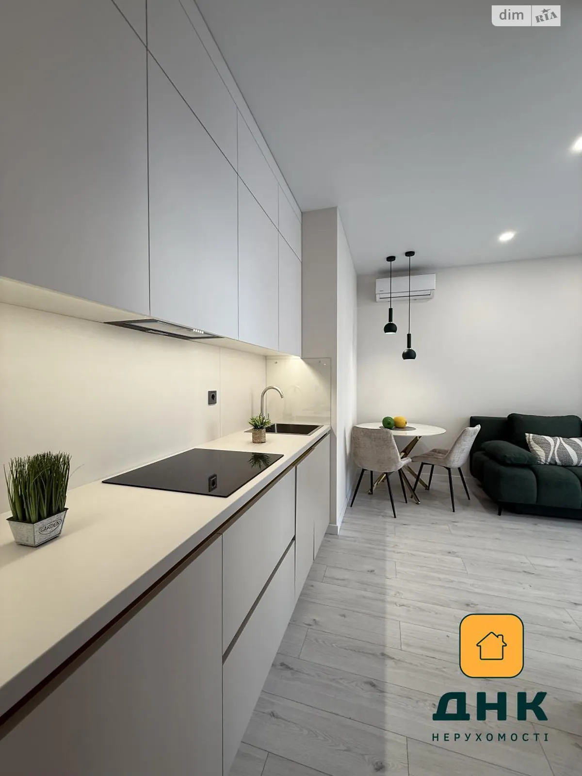 Продается 1-комнатная квартира 42.5 кв. м в Одессе, ул. Краснова, 3 корпус 65 - фото 1