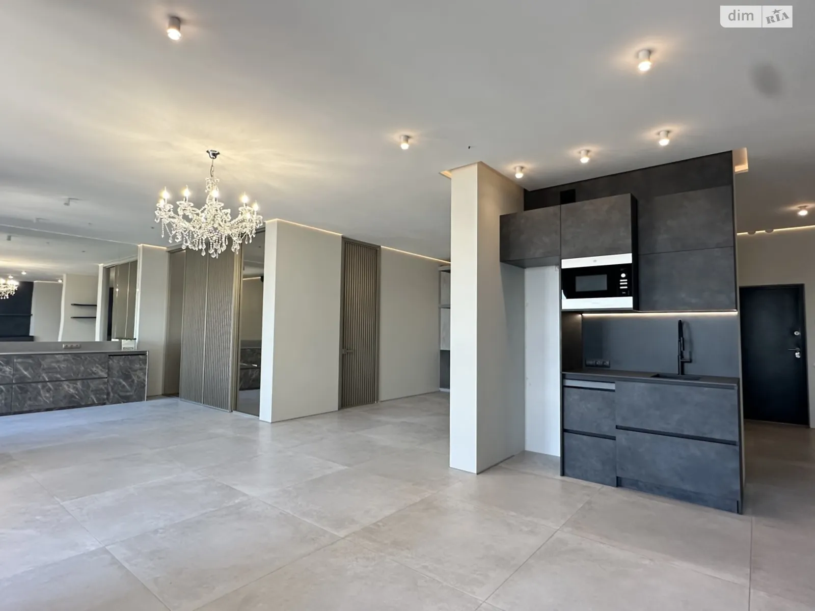 Продается 3-комнатная квартира 106.6 кв. м в Киеве, бул. Леси Украинки, 7В - фото 1