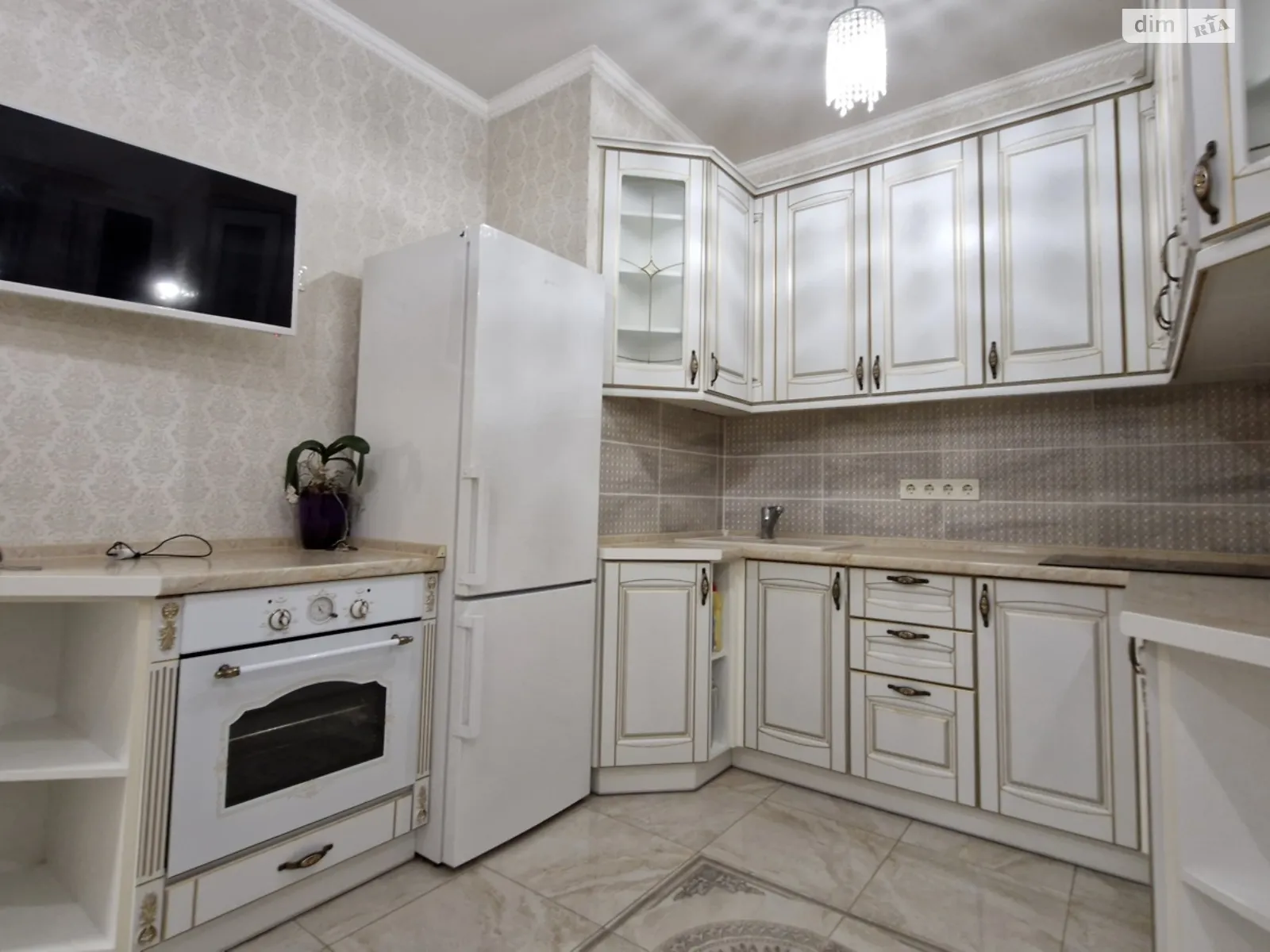 Продается 1-комнатная квартира 42.8 кв. м в Киеве, ул. Коперника, 3 - фото 1