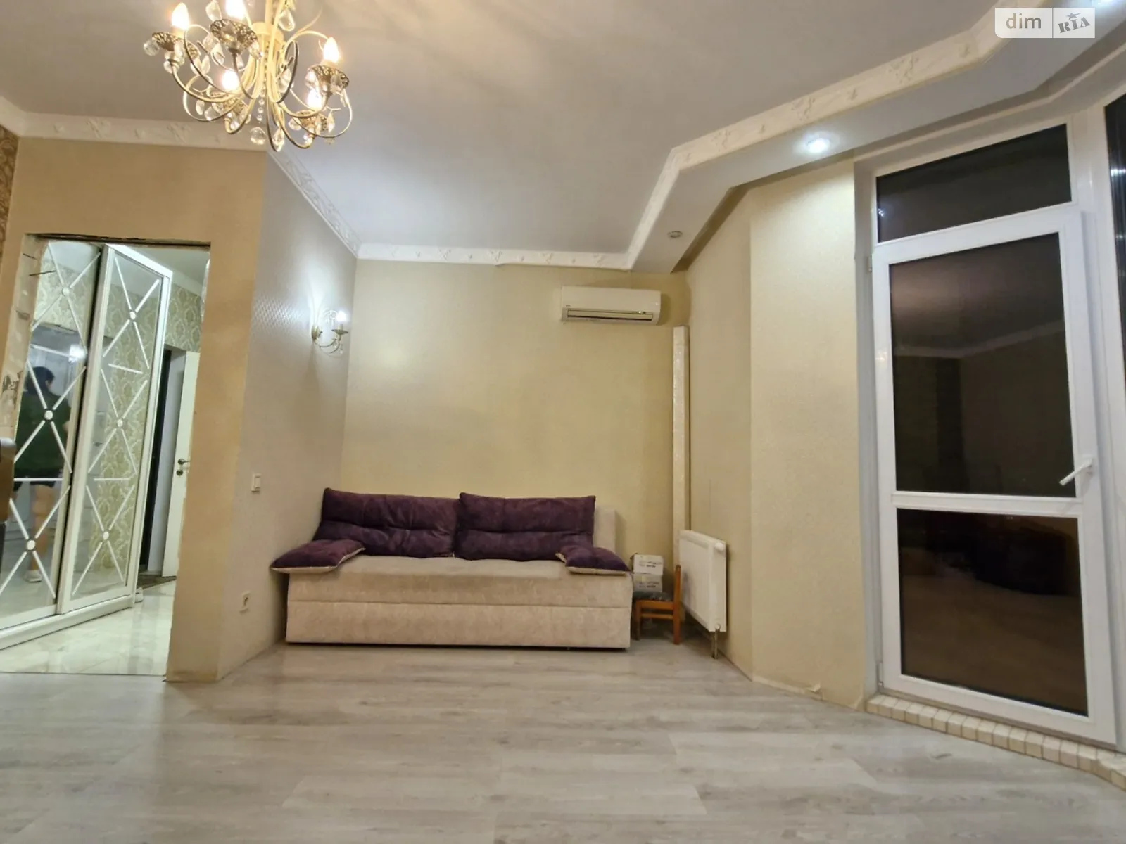 Продается 1-комнатная квартира 42.8 кв. м в Киеве, ул. Коперника, 3 - фото 1