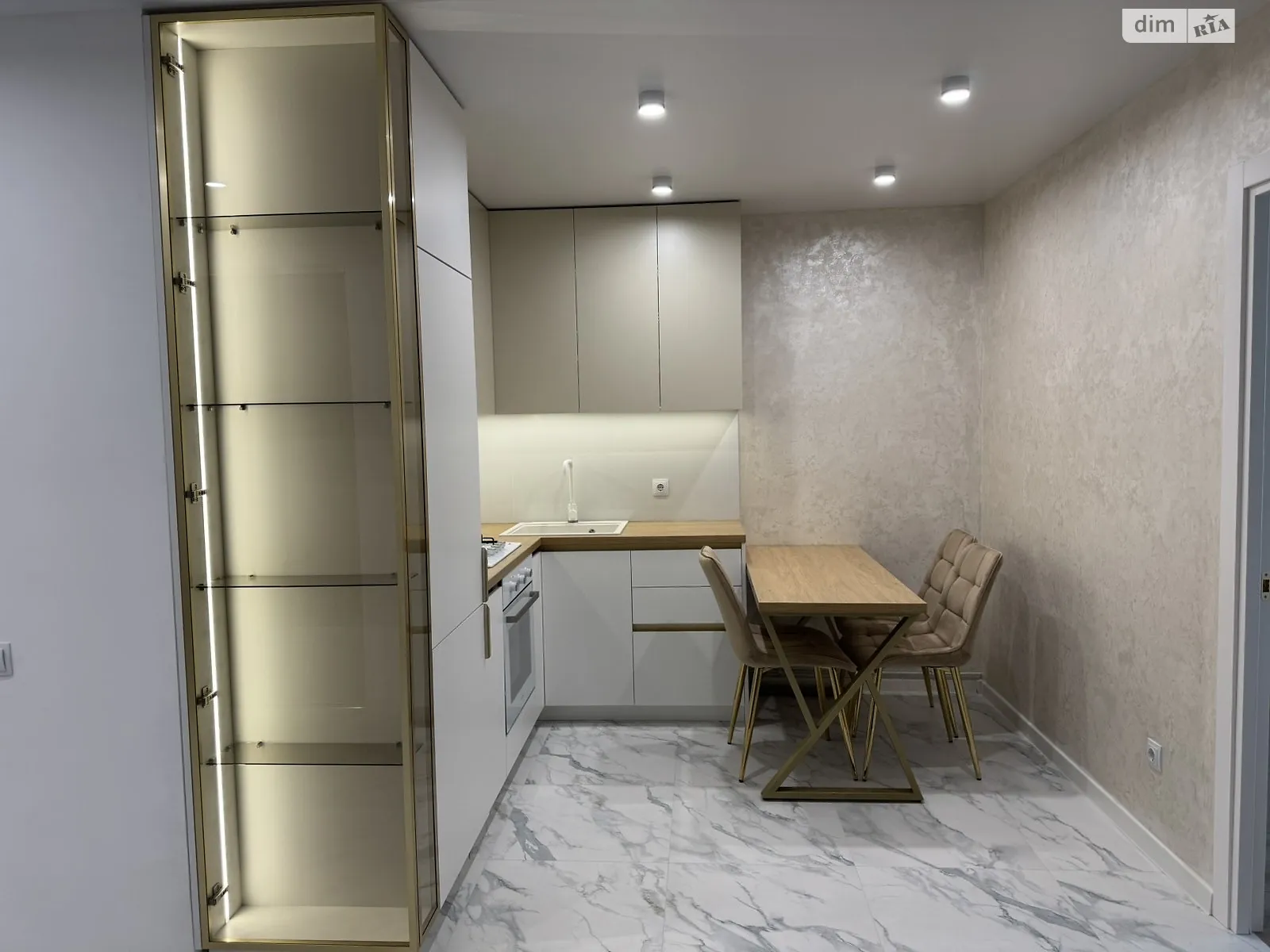 2-комнатная квартира 60 кв. м в Тернополе, цена: 78500 $ - фото 1