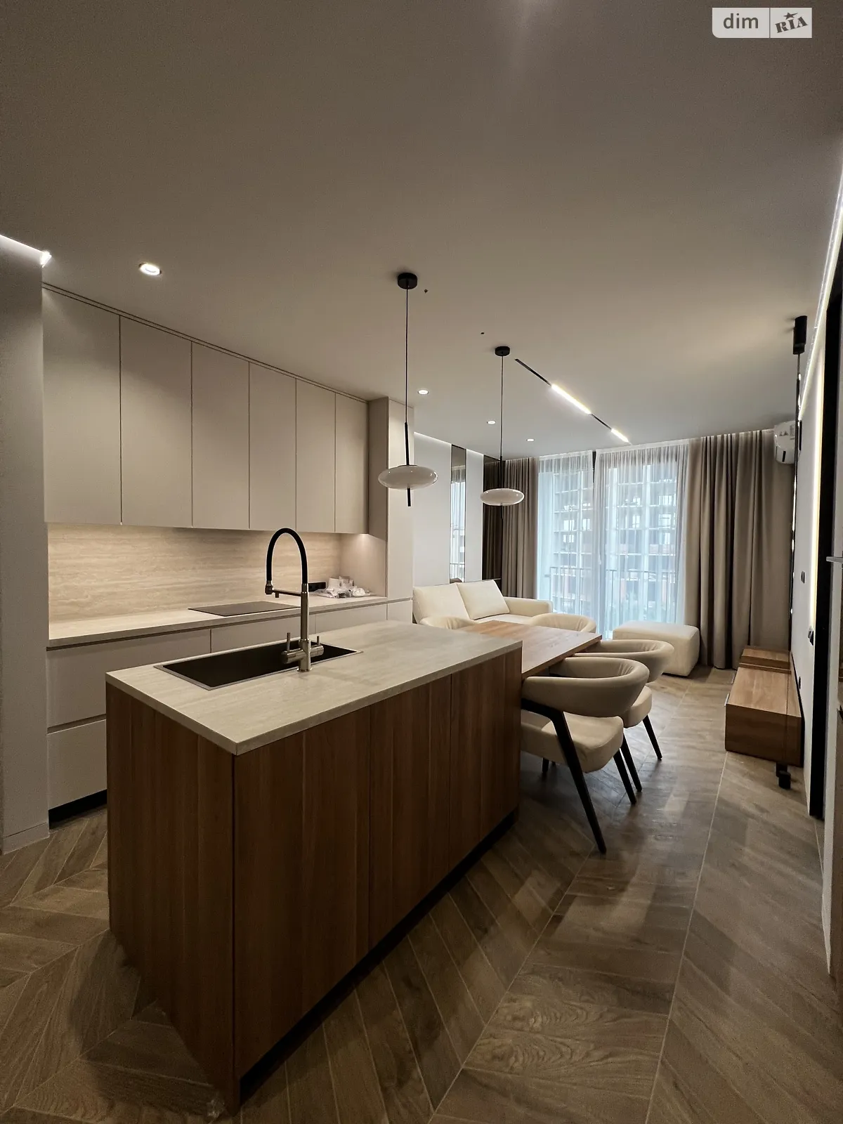 Здається в оренду 2-кімнатна квартира 62 кв. м у Ужгороді, вул. Легоцького - фото 1