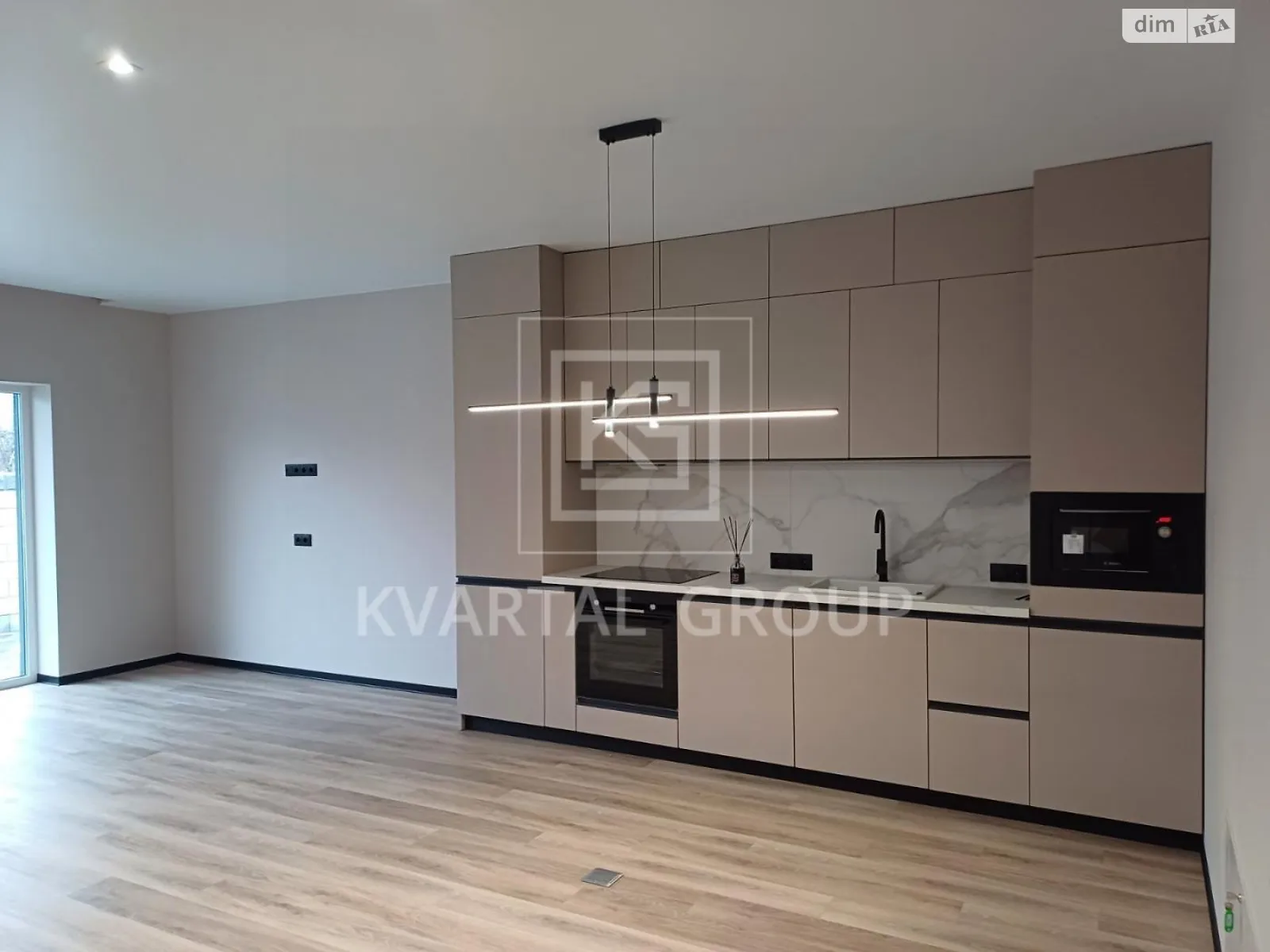 Продается одноэтажный дом 100 кв. м с участком, цена: 171000 $ - фото 1