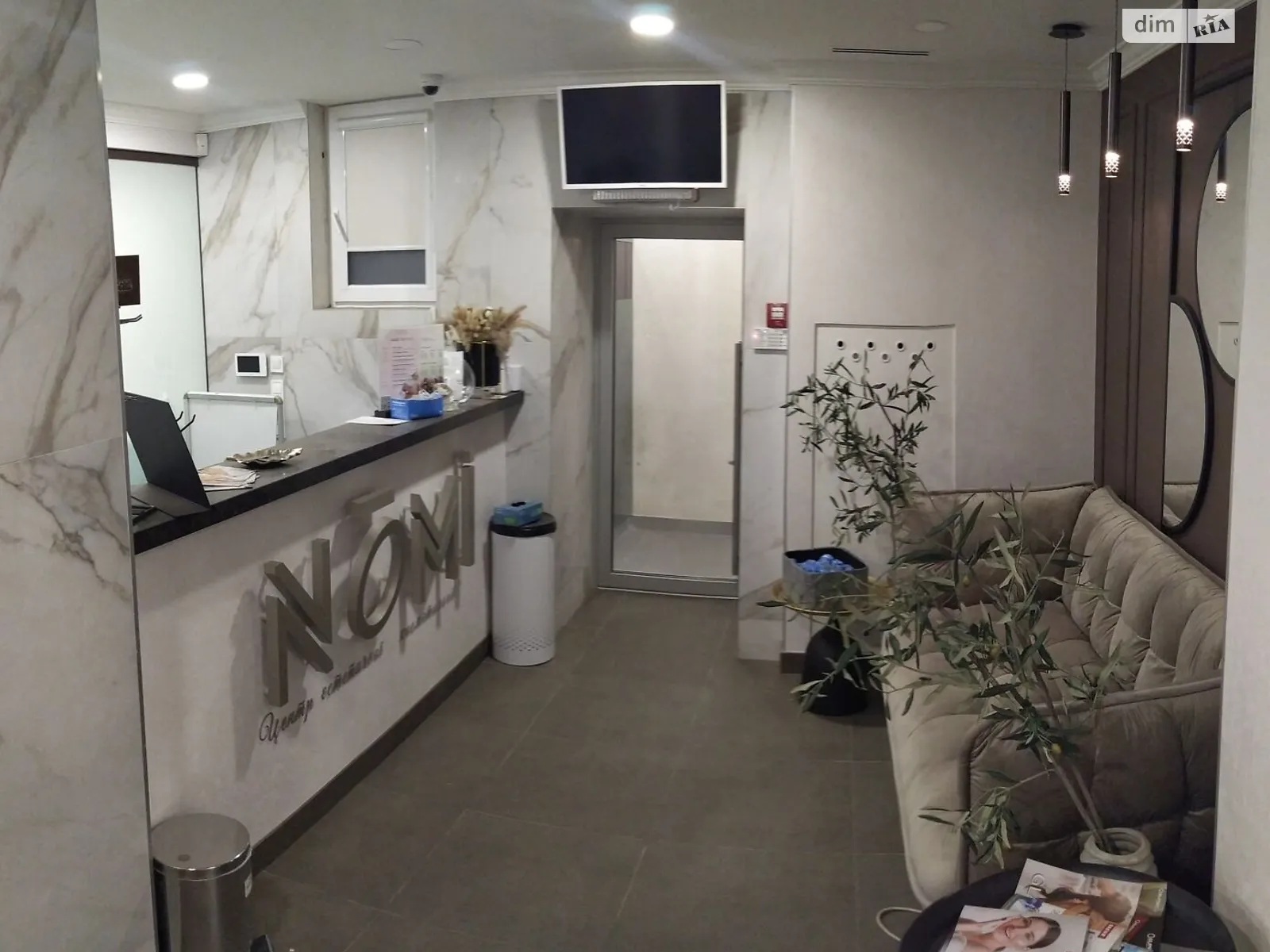 Сдается в аренду объект сферы услуг 183 кв. м в 5-этажном здании, цена: 90000 грн - фото 1