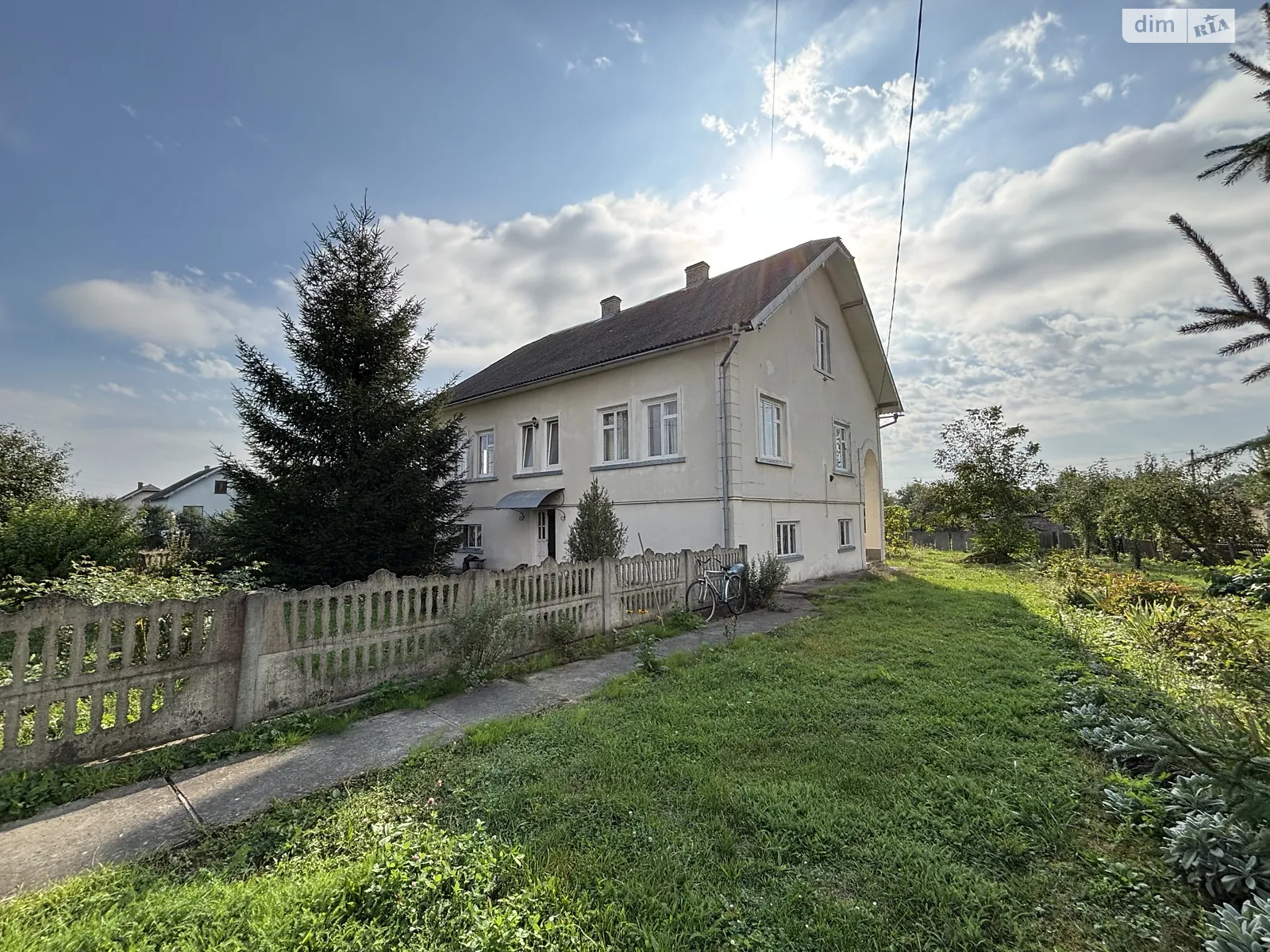 Продается дом на 2 этажа 239 кв. м с террасой, цена: 79900 $ - фото 1