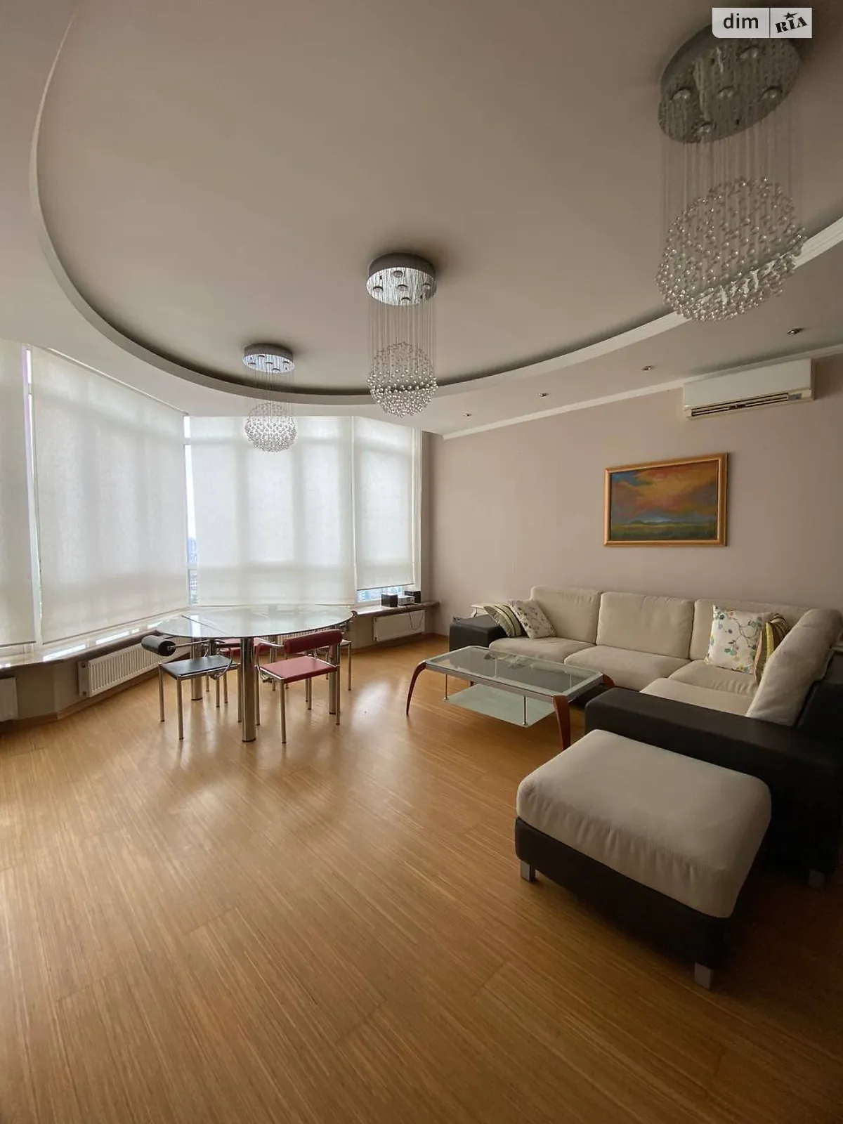 Сдается в аренду 4-комнатная квартира 130 кв. м в Киеве, ул. Коновальца Евгения, 32Г - фото 1