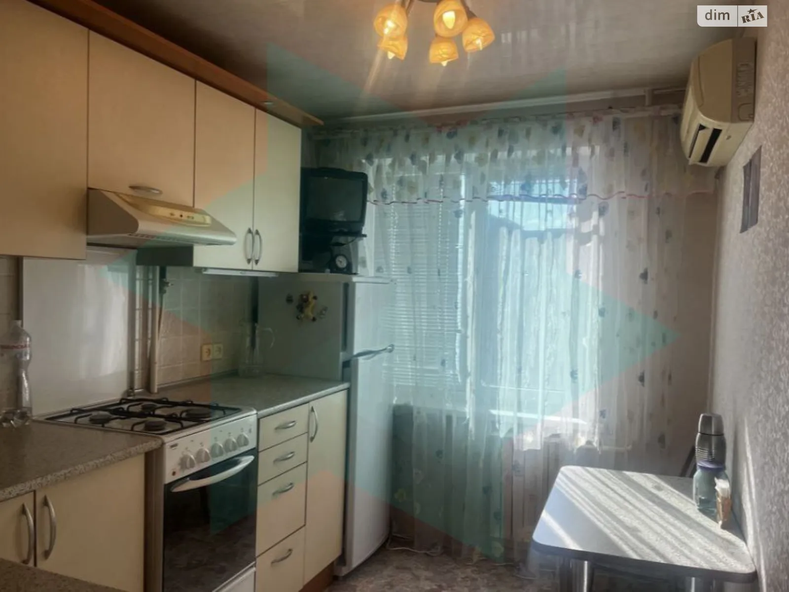 Продается 3-комнатная квартира 67 кв. м в Днепре, пер. Штабной, 1 - фото 1