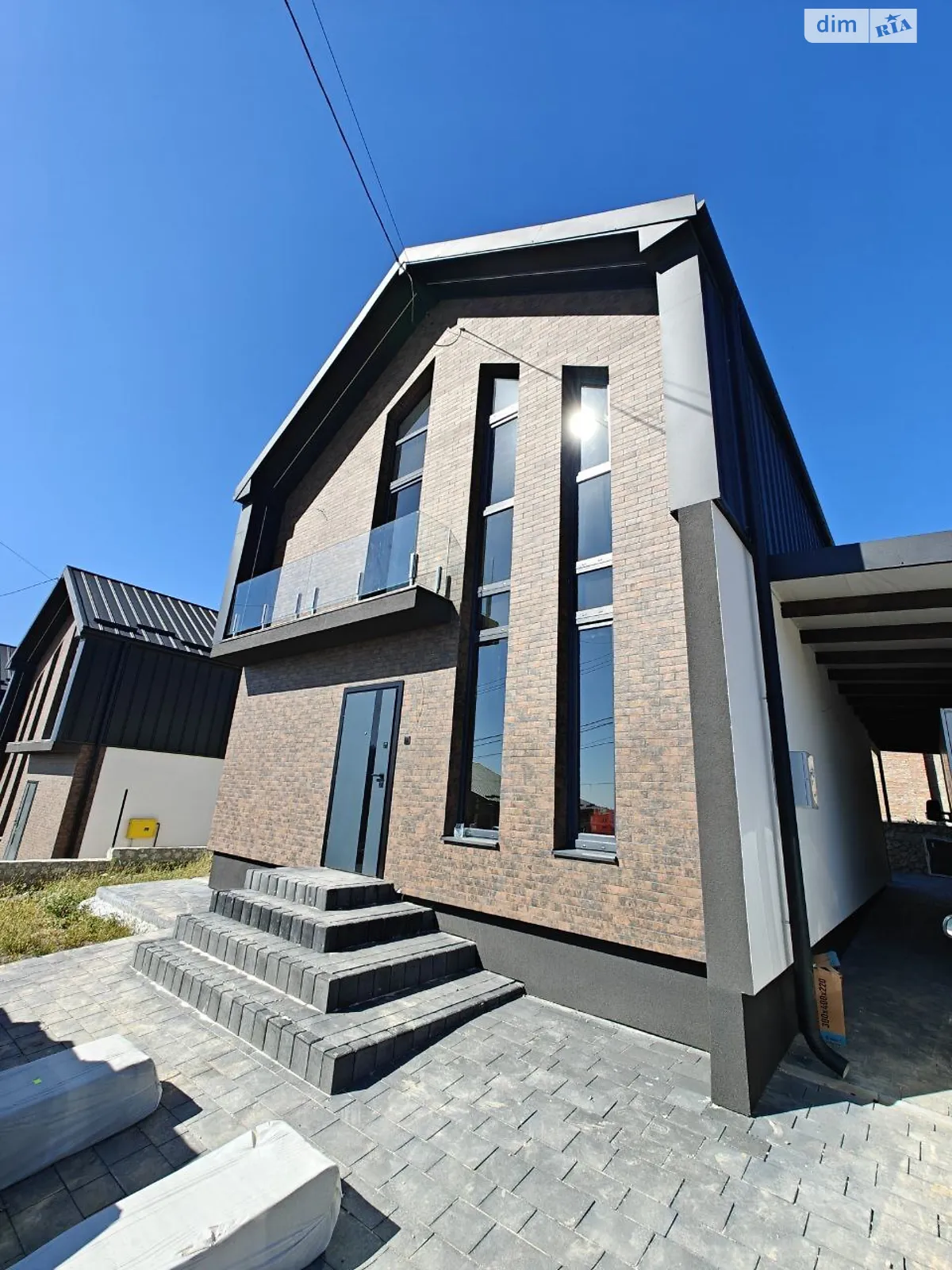 Продается дом на 2 этажа 107 кв. м с баней/сауной, цена: 135000 $ - фото 1