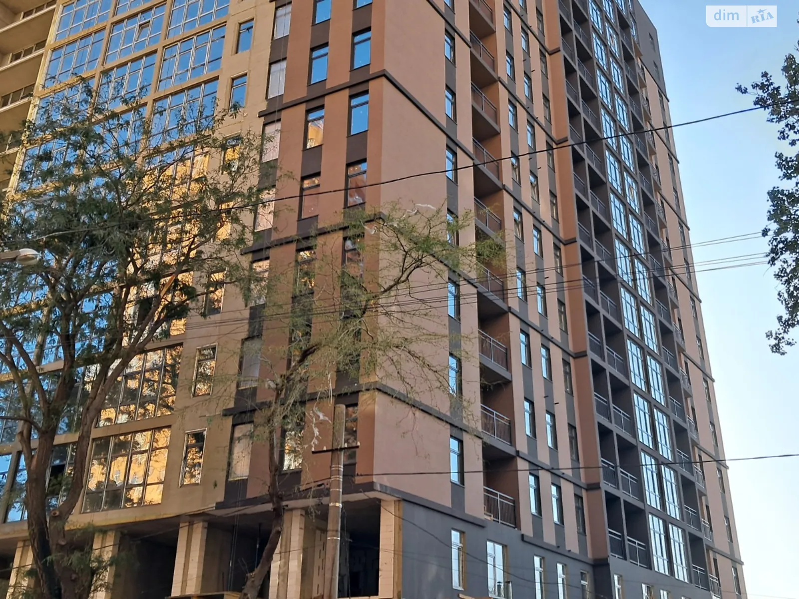 Продается 2-комнатная квартира 78 кв. м в Одессе, ул. Косвенная, 64/66 - фото 1