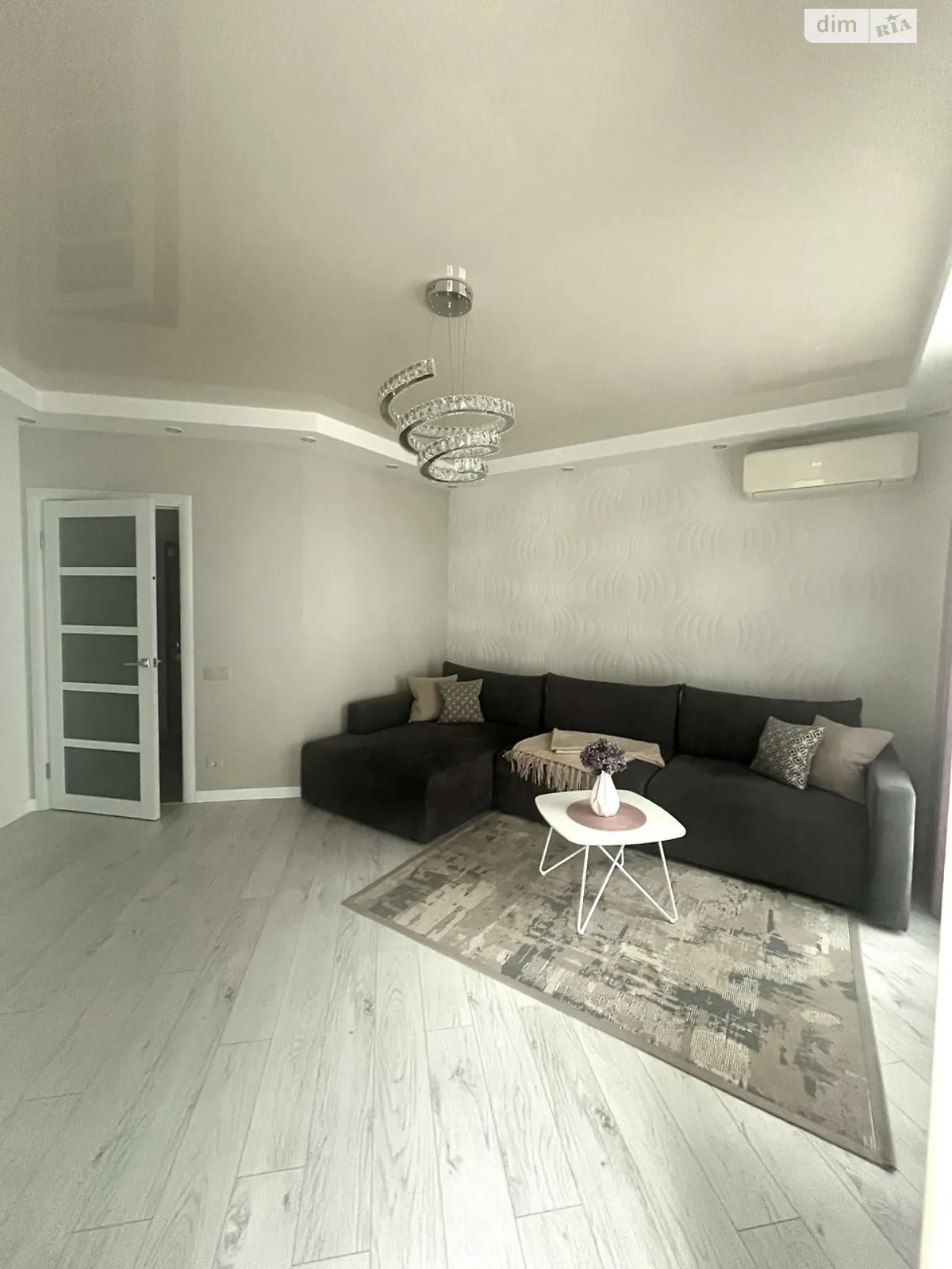 Продается 3-комнатная квартира 83.3 кв. м в Киеве, ул. Радистов, 34/2 - фото 1