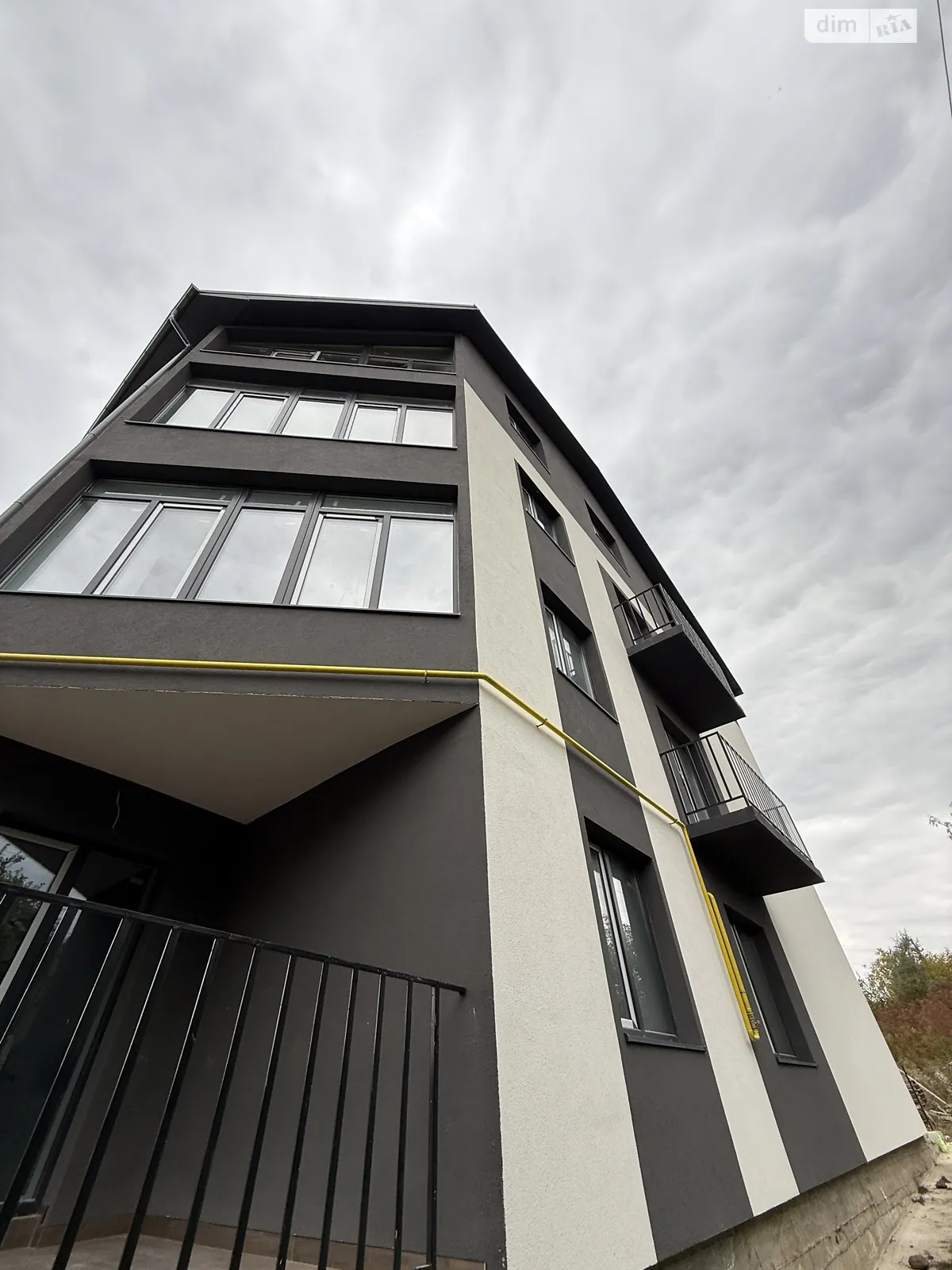 Продается 2-комнатная квартира 62.5 кв. м в Петрикове, ул. Будного - фото 1