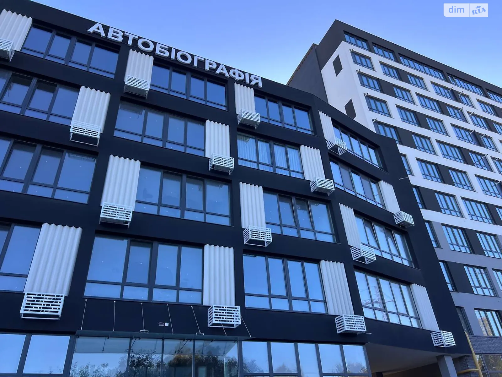 Продается 2-комнатная квартира 65.35 кв. м в Хмельницком, ул. Озерная, 14 - фото 1