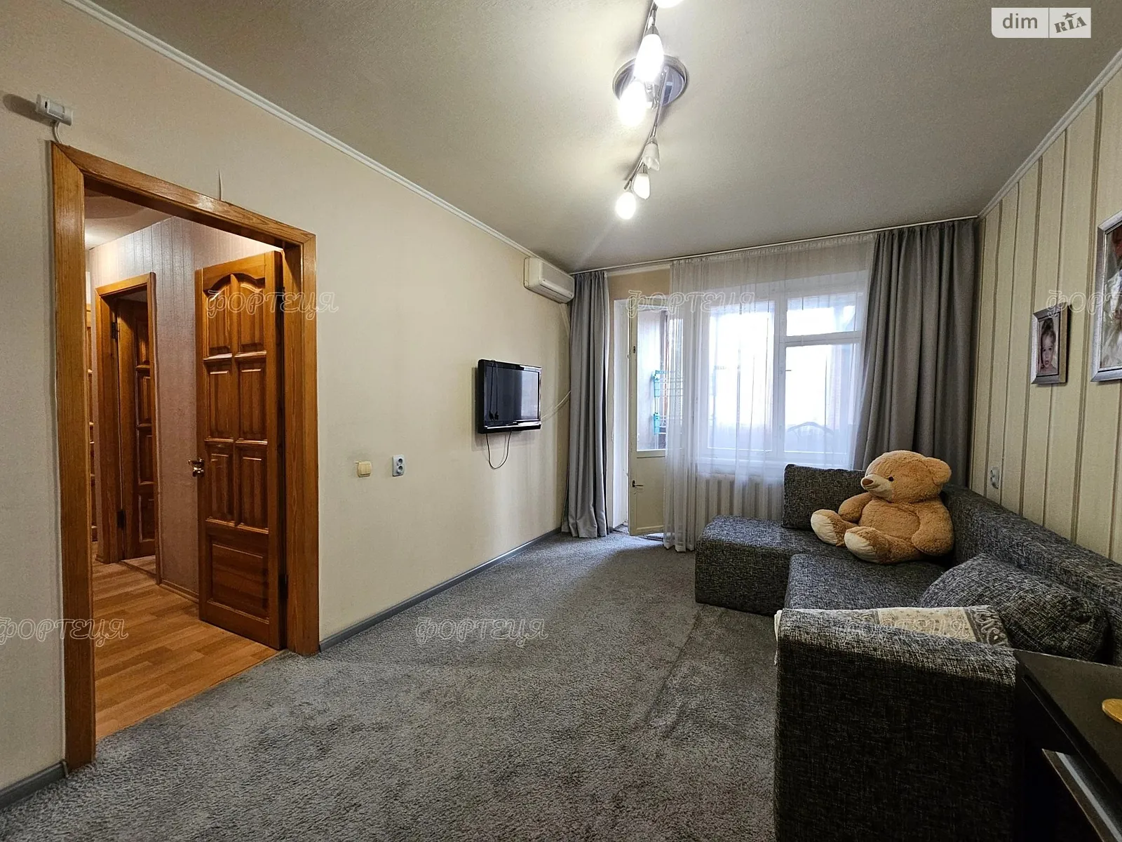 Продается 2-комнатная квартира 45 кв. м в Днепре, ул. Осенняя - фото 1