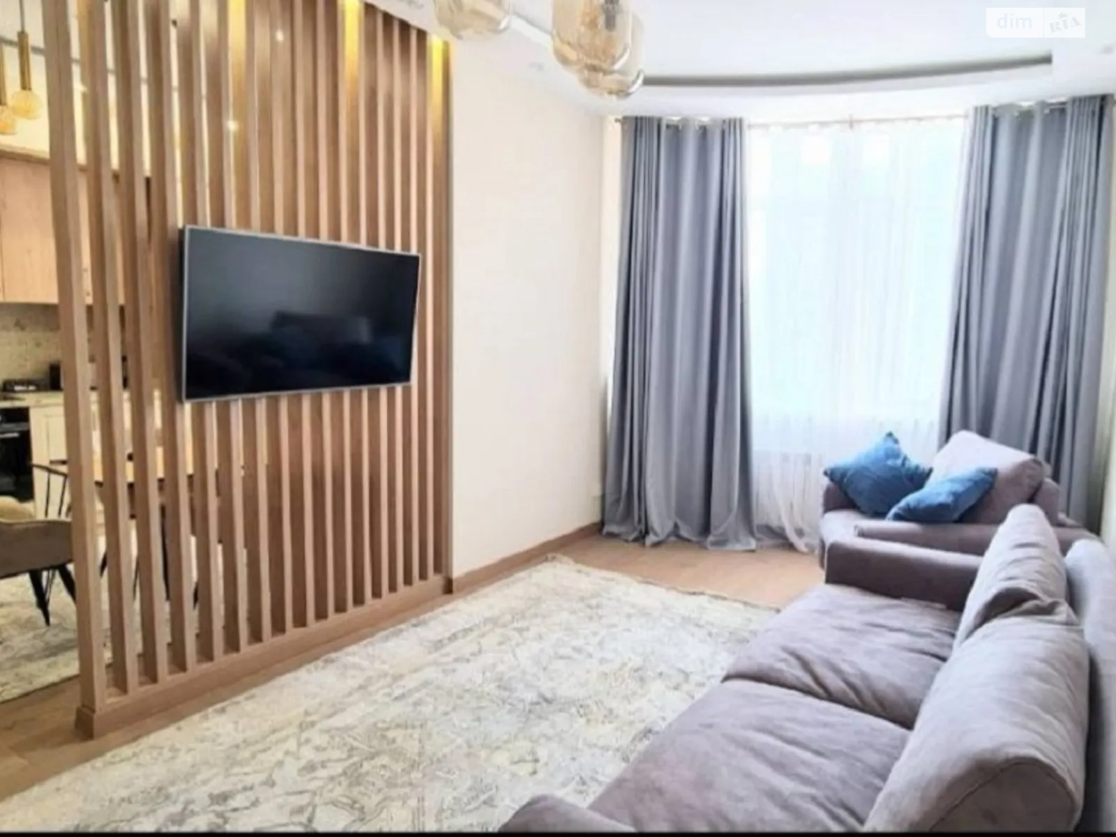 Сдается в аренду 1-комнатная квартира 60.9 кв. м в Одессе, плато Аркадийское(Гагаринское), 9 - фото 1