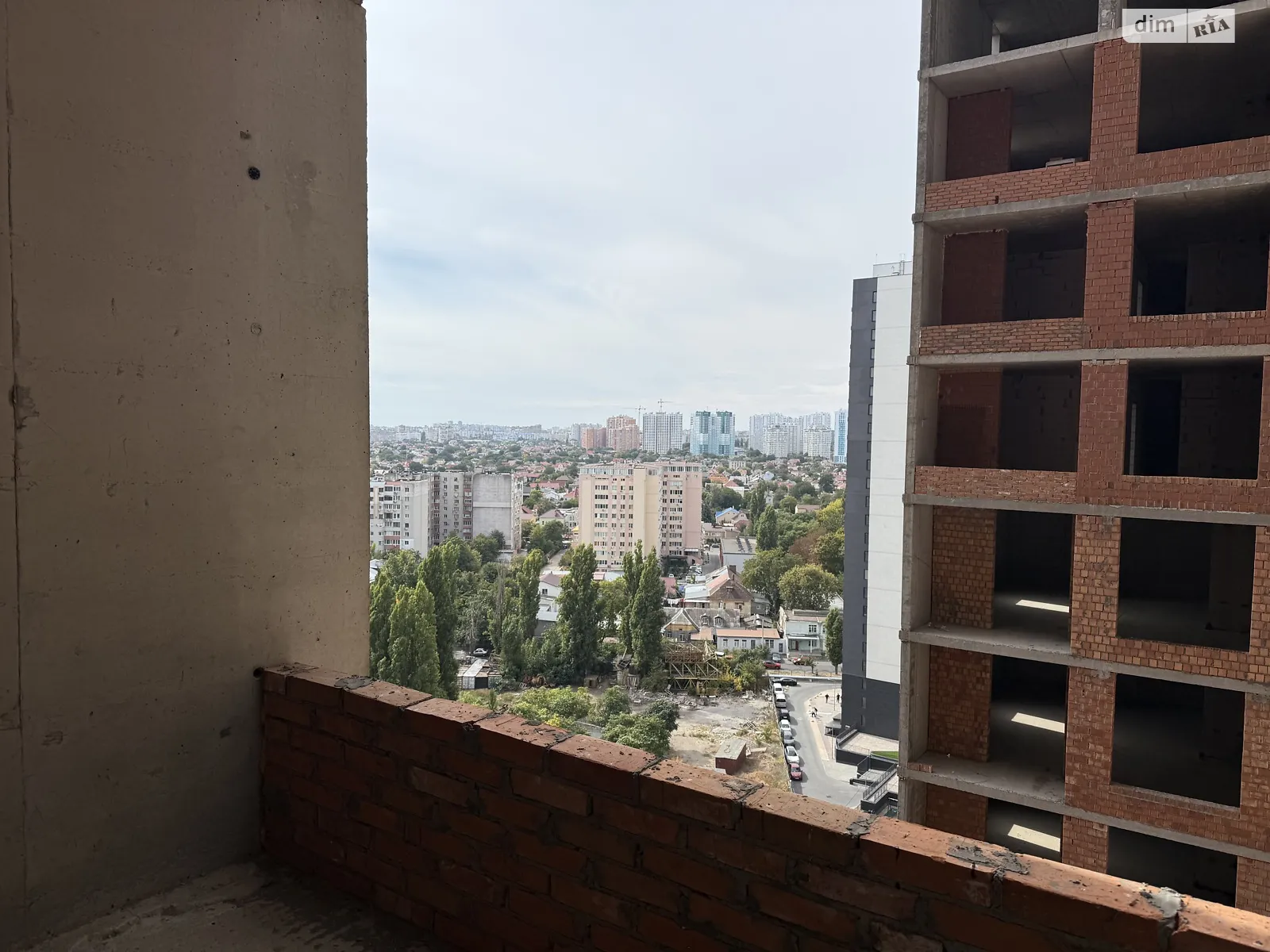 Продається 1-кімнатна квартира 51.85 кв. м у Одесі, вул. Івана Франка, 40 - фото 1