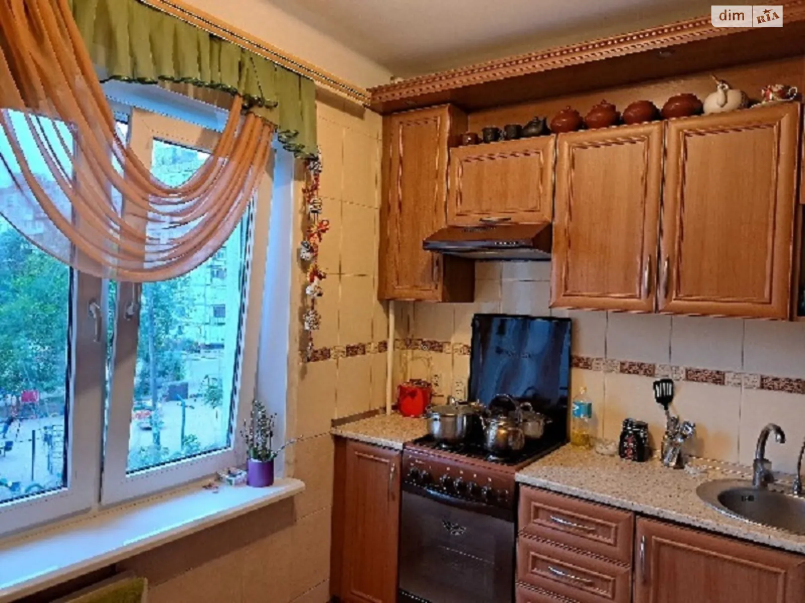 3-комнатная квартира 68 кв. м в Запорожье, ул. Петра Сагайдачного(Бородинская), 7 - фото 1