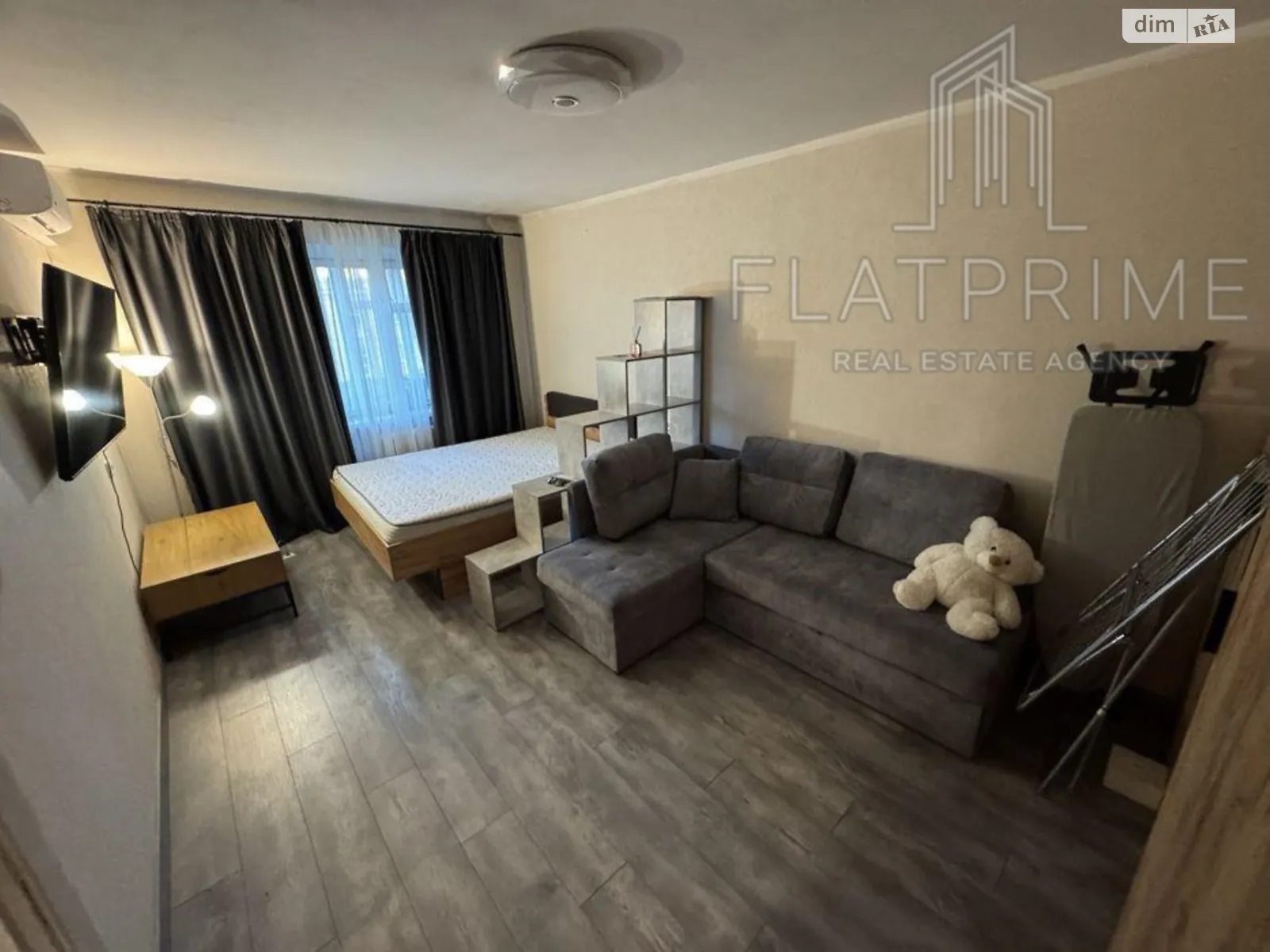 Продається 1-кімнатна квартира 33 кв. м у Києві, вул. Вишгородська, 46 - фото 1