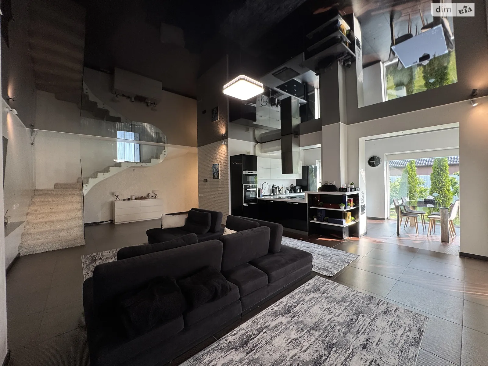 Продается дом на 2 этажа 181.26 кв. м с верандой, цена: 215000 $ - фото 1