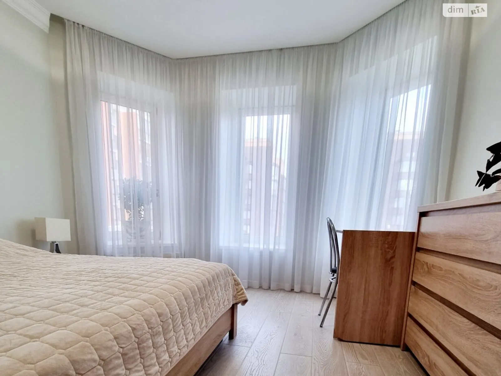 Сдается в аренду 1-комнатная квартира 51.8 кв. м в Хмельницком, ул. Заречанская - фото 1