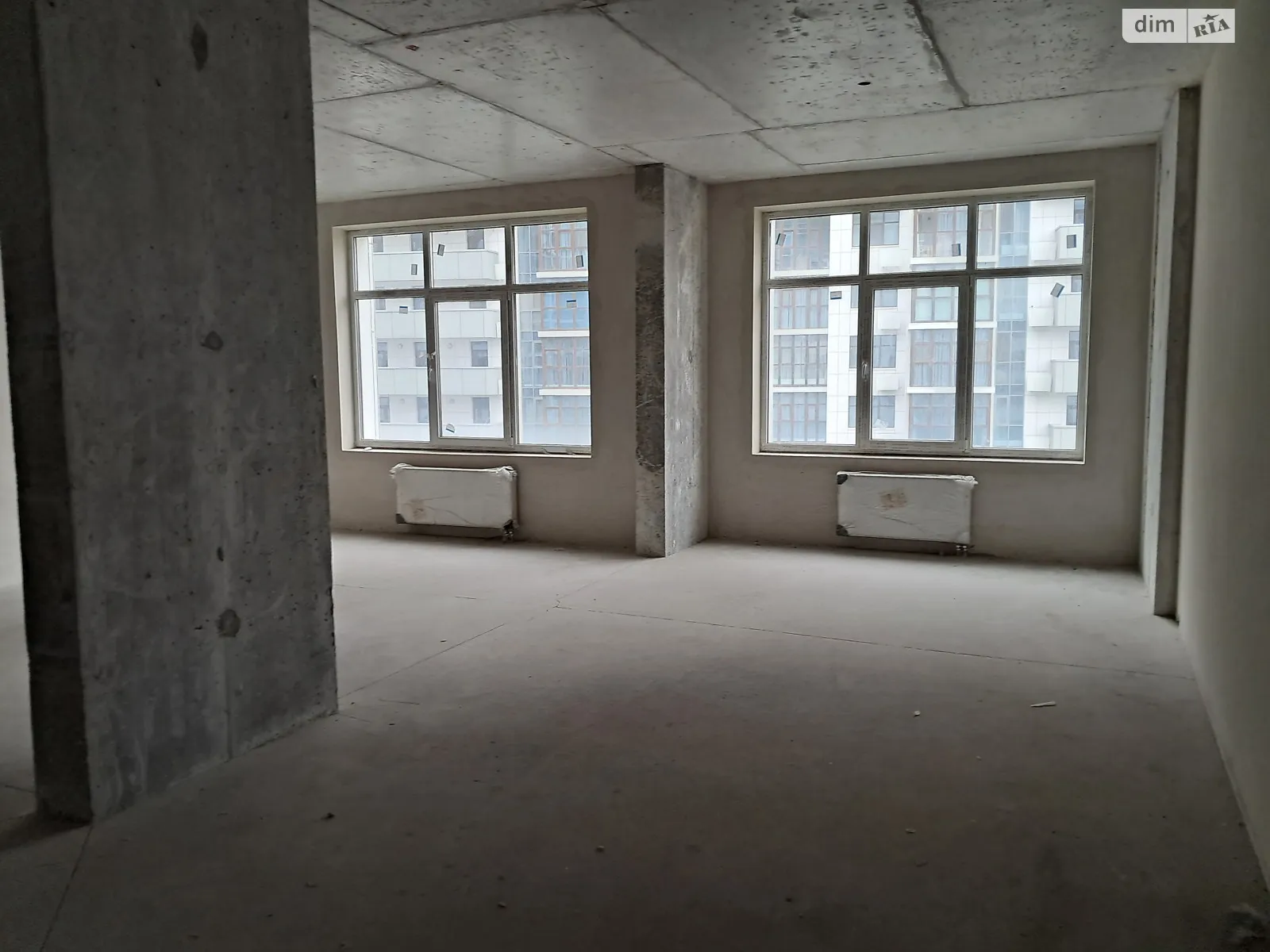 Продается 3-комнатная квартира 84 кв. м в Киеве, ул. Андрея Верхогляда(Драгомирова), 15Б - фото 1