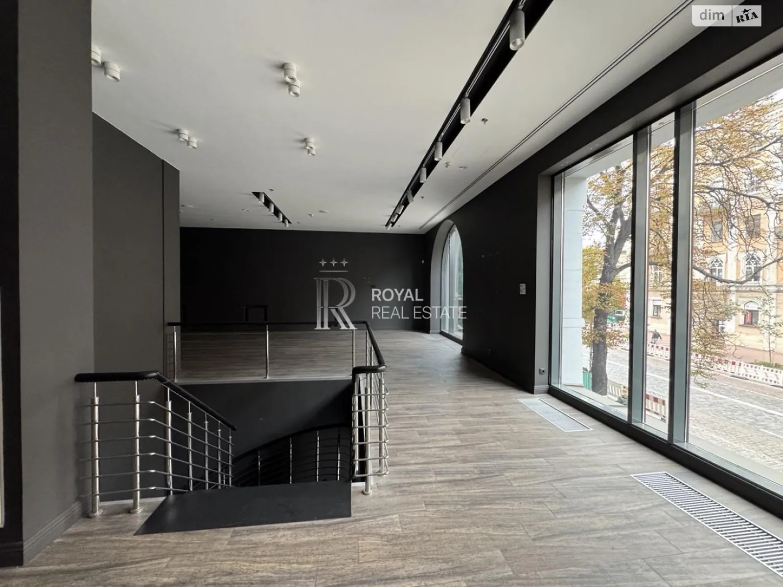 Сдается в аренду помещения свободного назначения 257 кв. м в 12-этажном здании, цена: 11100 $ - фото 1