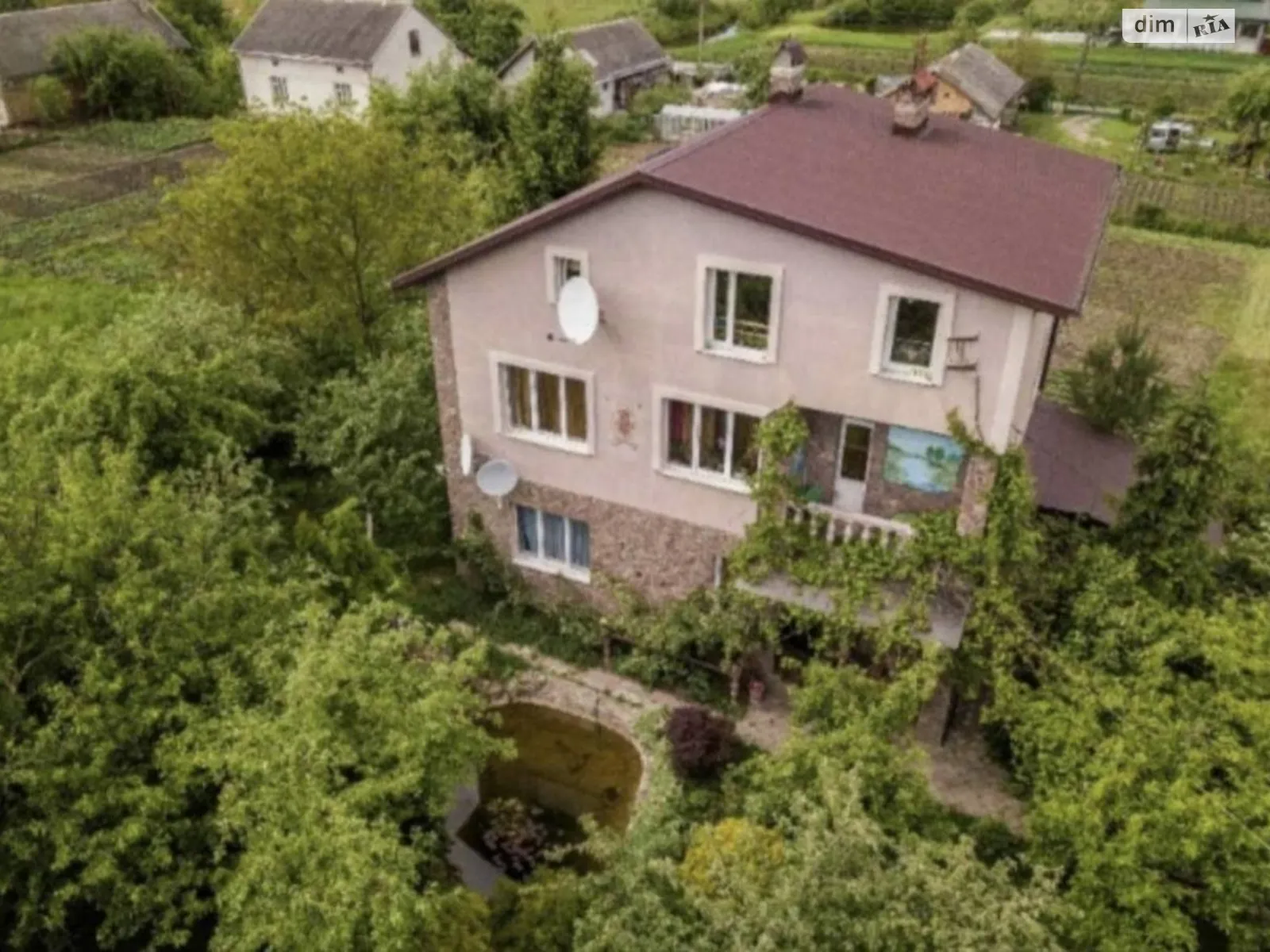 Продается дом на 3 этажа 193.8 кв. м с балконом, цена: 165000 $ - фото 1