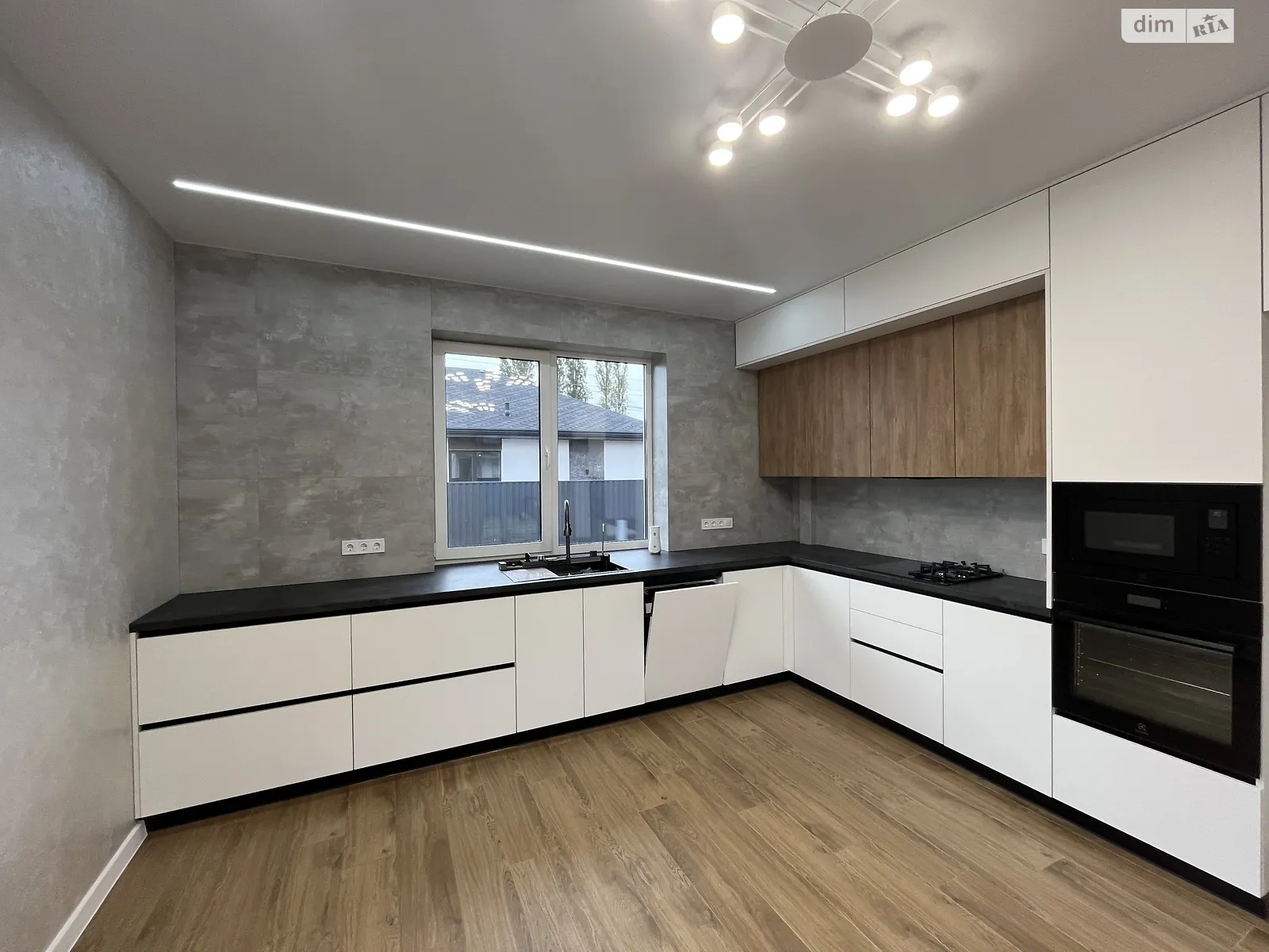 Продается одноэтажный дом 120 кв. м с террасой, цена: 165000 $ - фото 1