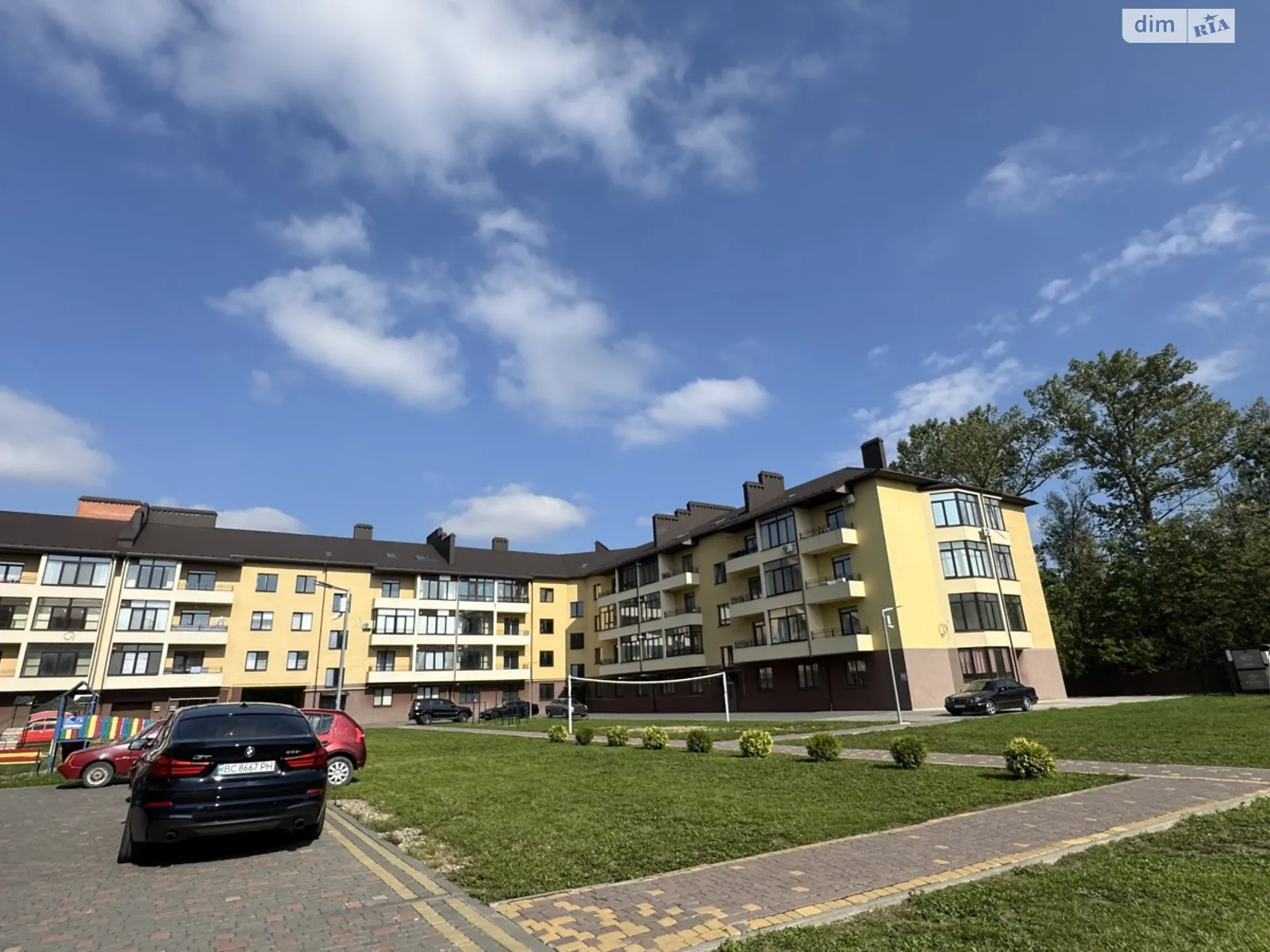 Продається 2-кімнатна квартира 82 кв. м у Богородчанах, вул. Шевченка, 97 - фото 1