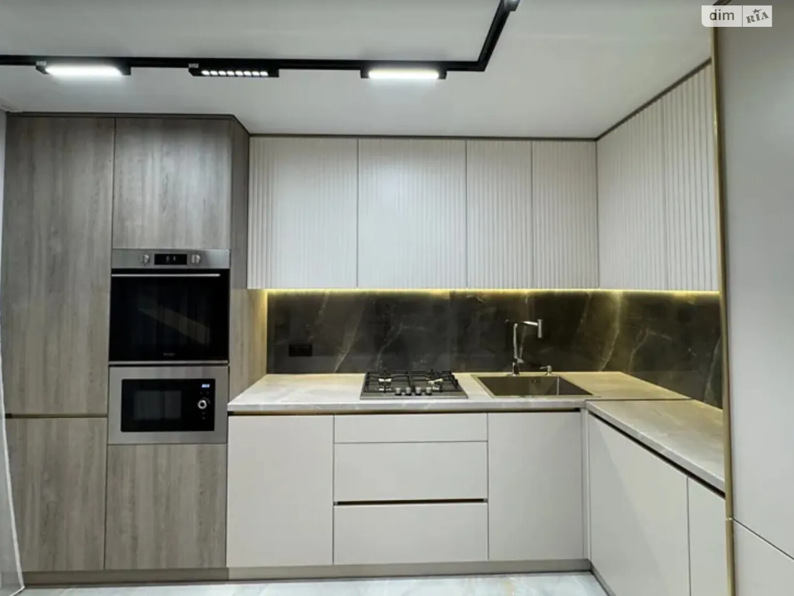 1-комнатная квартира 42 кв. м в, цена: 68000 $ - фото 1