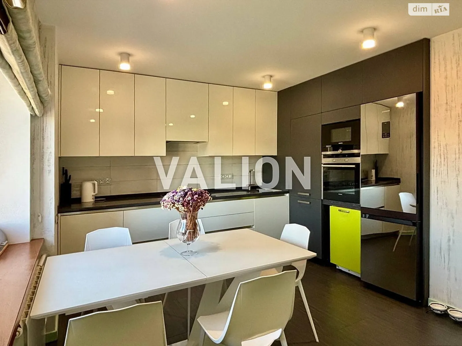 Продается 2-комнатная квартира 88.6 кв. м в, цена: 99000 $ - фото 1
