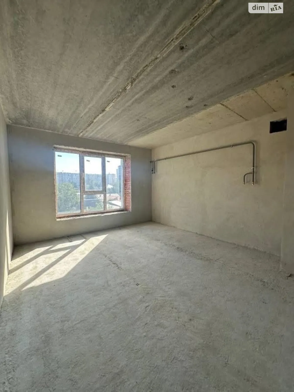 Продается 1-комнатная квартира 42 кв. м в Волчинце, пер. Ключный, 7 - фото 1