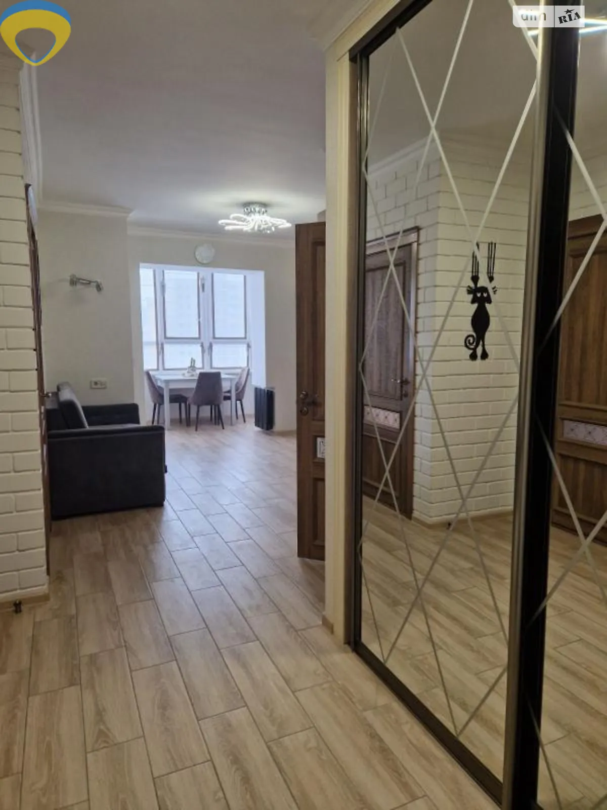 Продается 2-комнатная квартира 64 кв. м в Одессе, ул. Академика Сахарова - фото 1