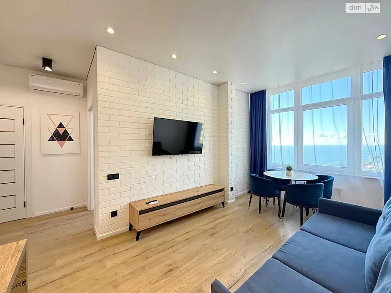 Здається в оренду 1-кімнатна квартира 50 кв. м у Одесі, вул. Валерія Самофалова, 16А/5 - фото 1