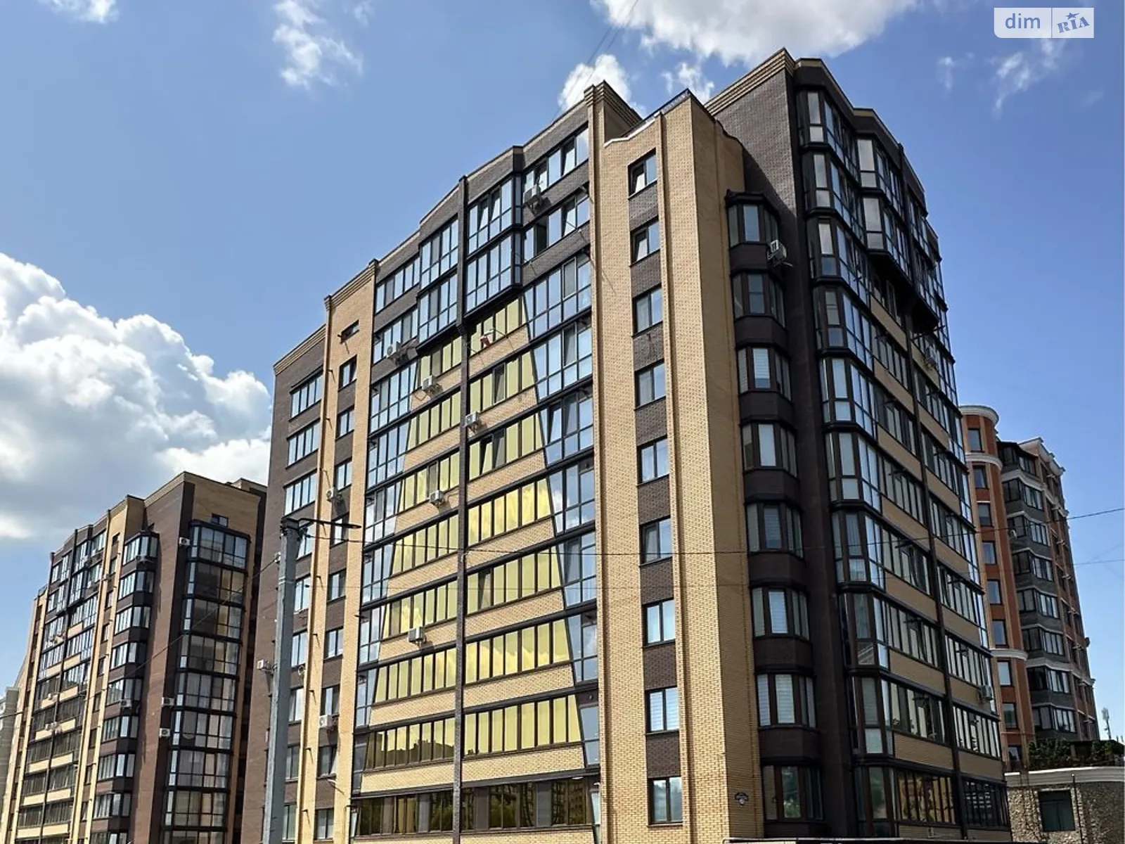 Продается 1-комнатная квартира 53 кв. м в Хмельницком, ул. Заречанская, 3/2В - фото 1